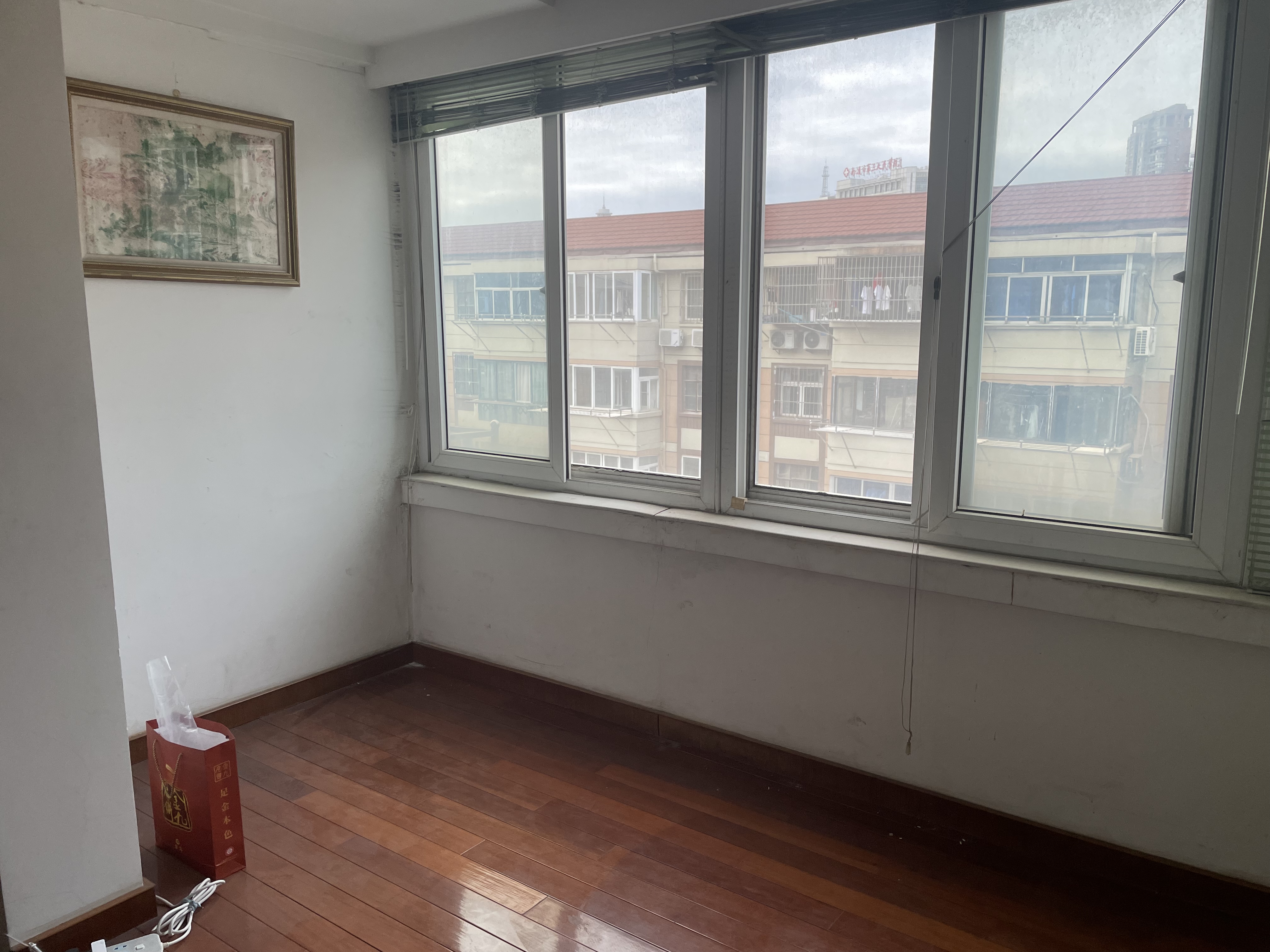 段家坝小园 4室2厅1卫 180.00m&sup2;