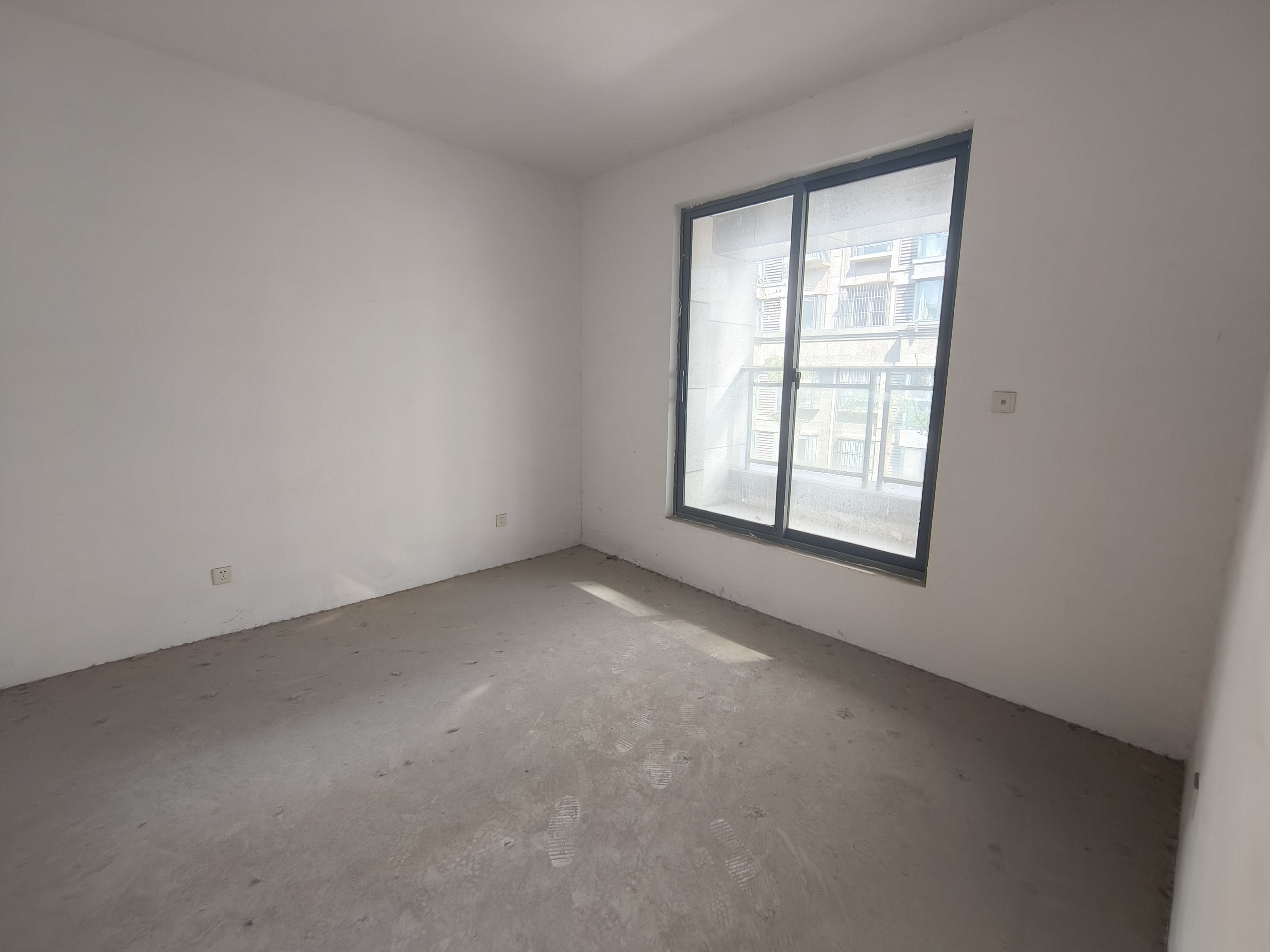 翠湖景苑 5室2厅3卫 389m²