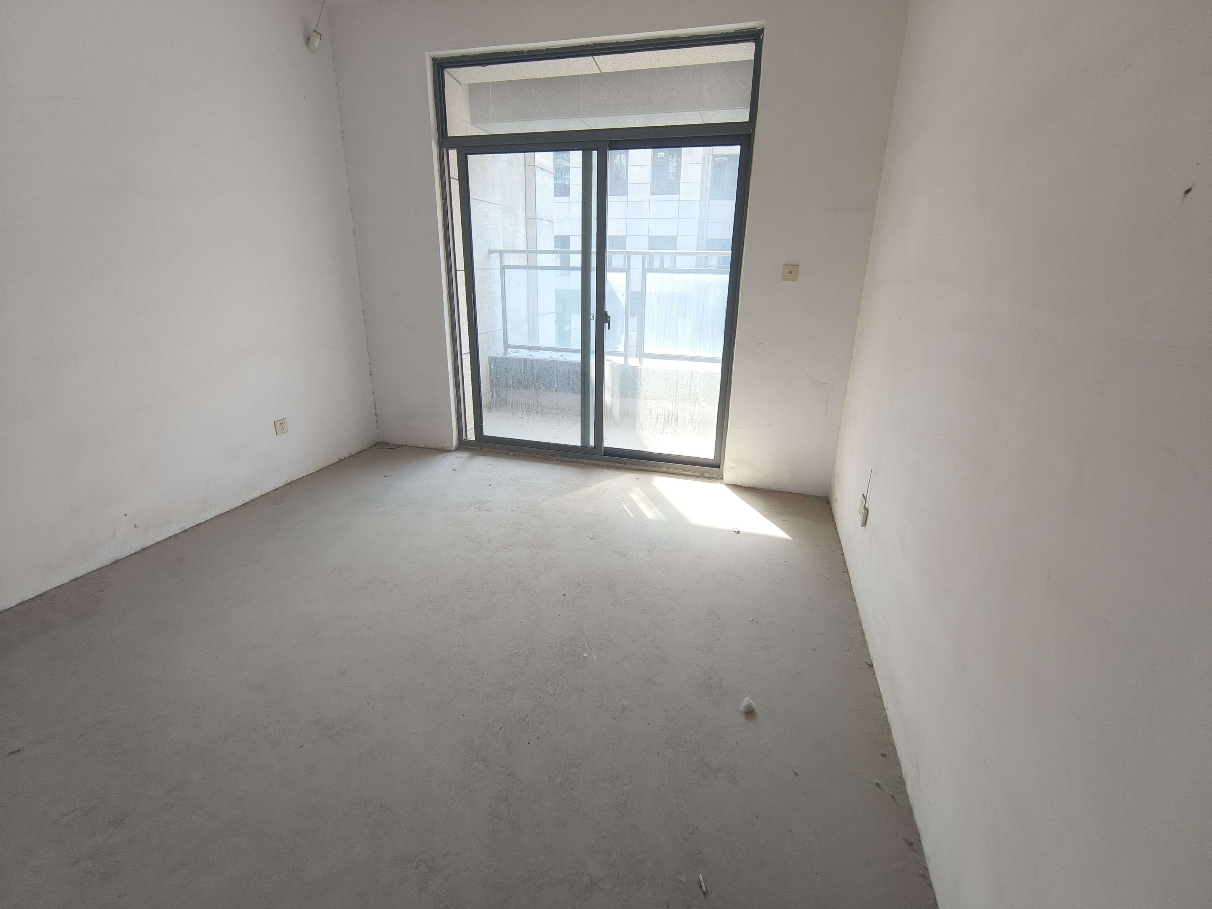 翠湖景苑 5室2厅3卫 389m²
