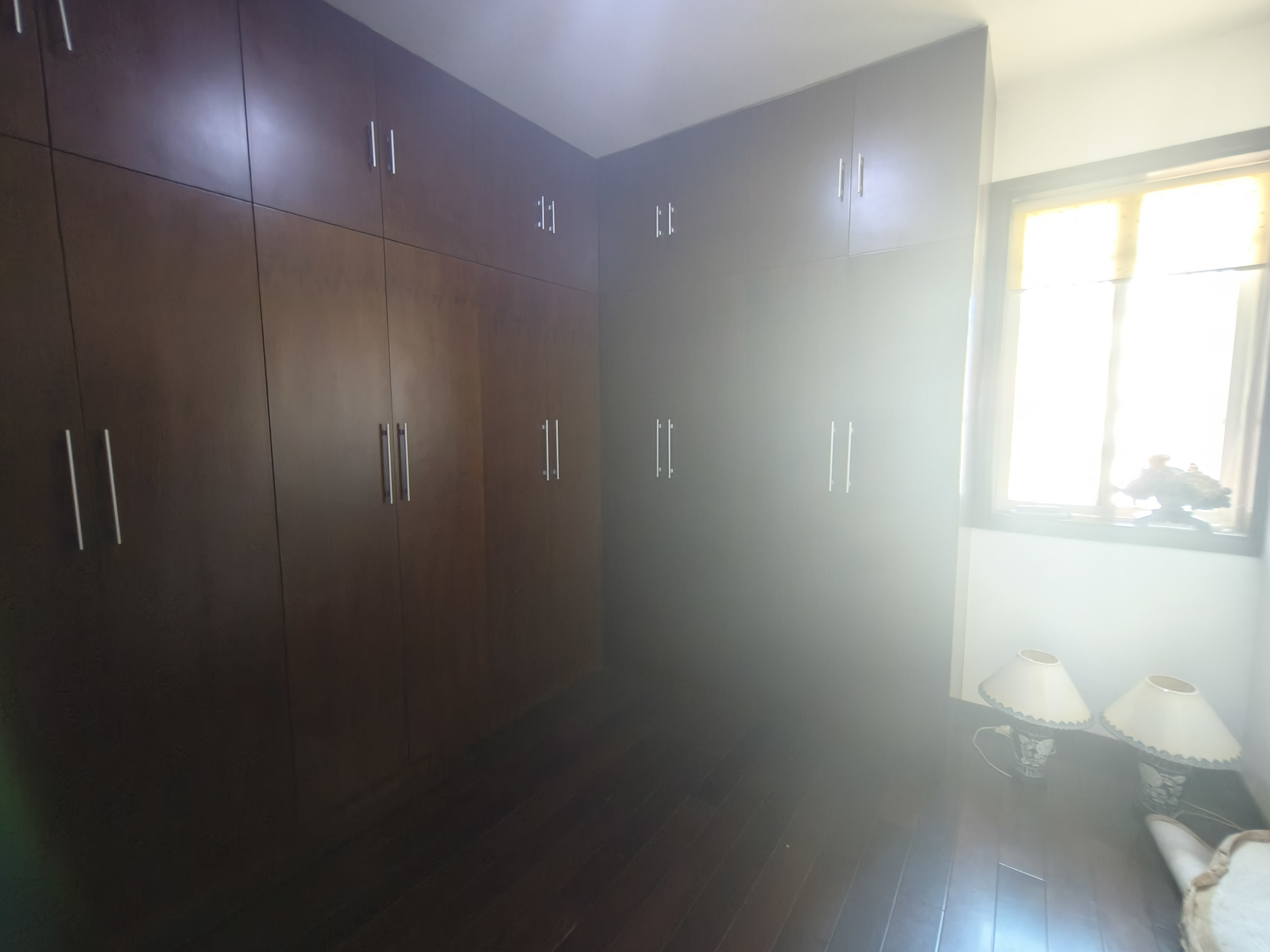 景怡花苑 5室2厅2卫 217m&sup2;