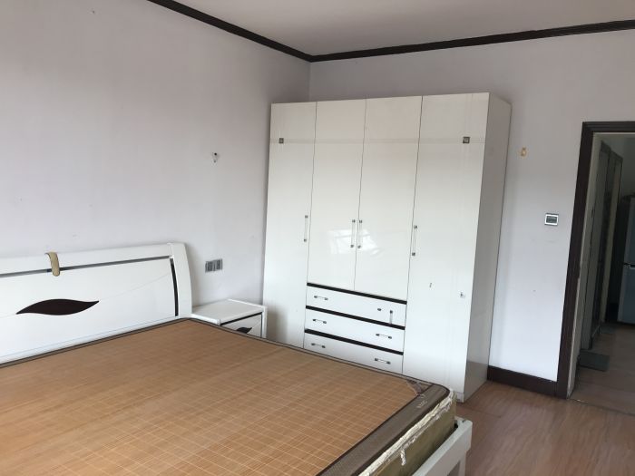 城南新村(崇川区) 3室2厅1卫 87m&sup2;
