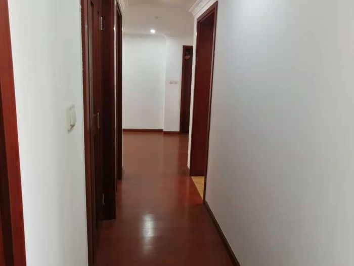 优山美地花园 3室2厅2卫 141m&sup2;