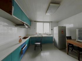 紫东花苑 3室2厅1卫 131.74m&sup2;