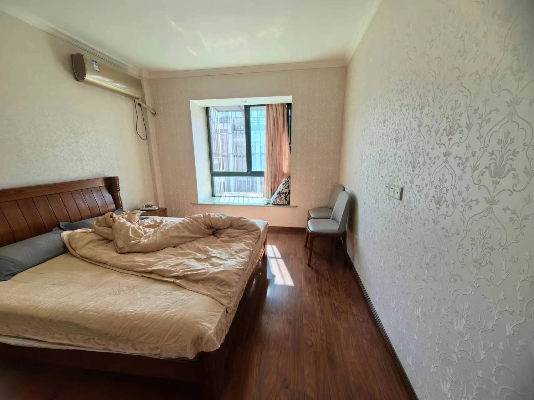 金和家园 5室4厅2卫 230.00m&sup2;