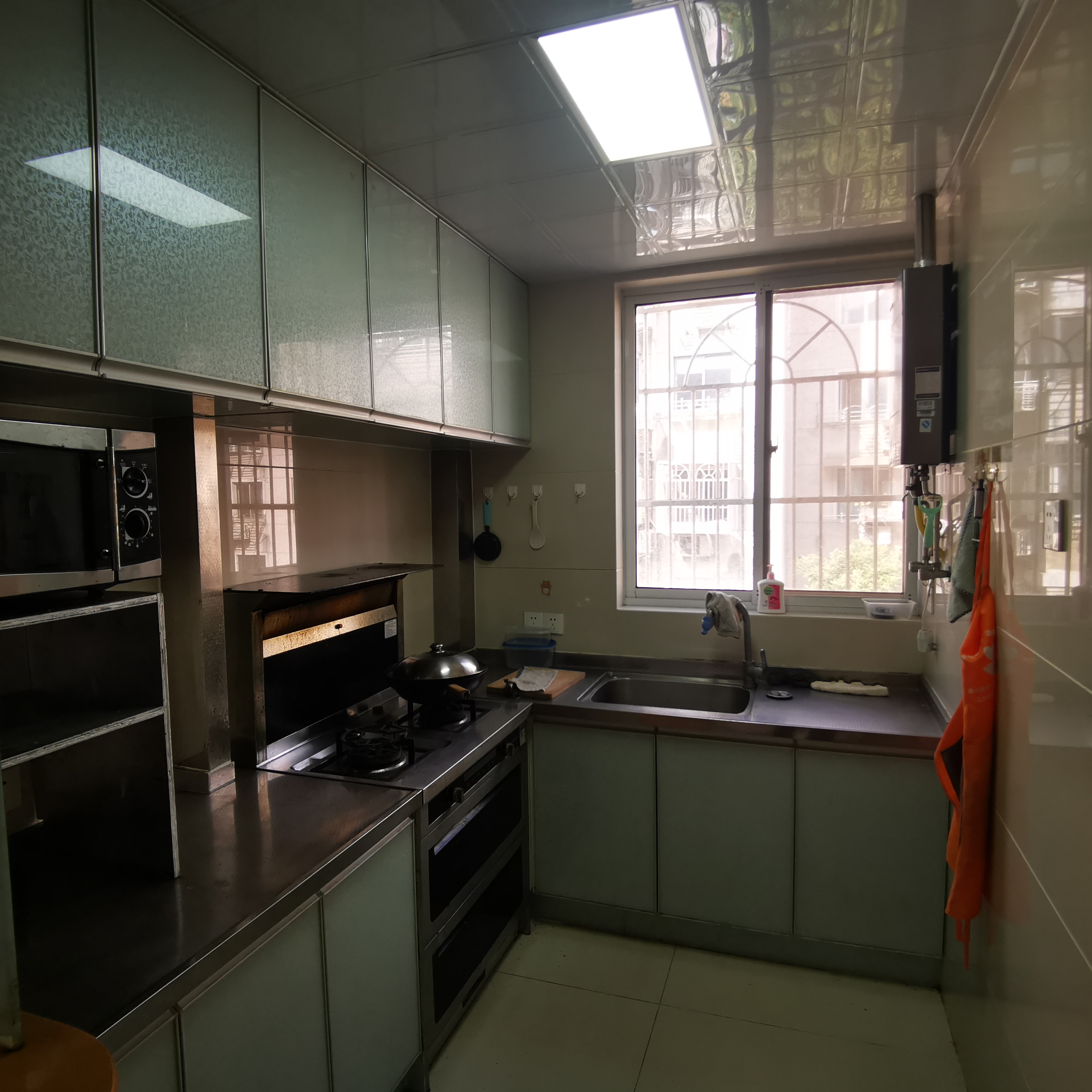 海港新村 3室2厅1卫 113.6m&sup2;