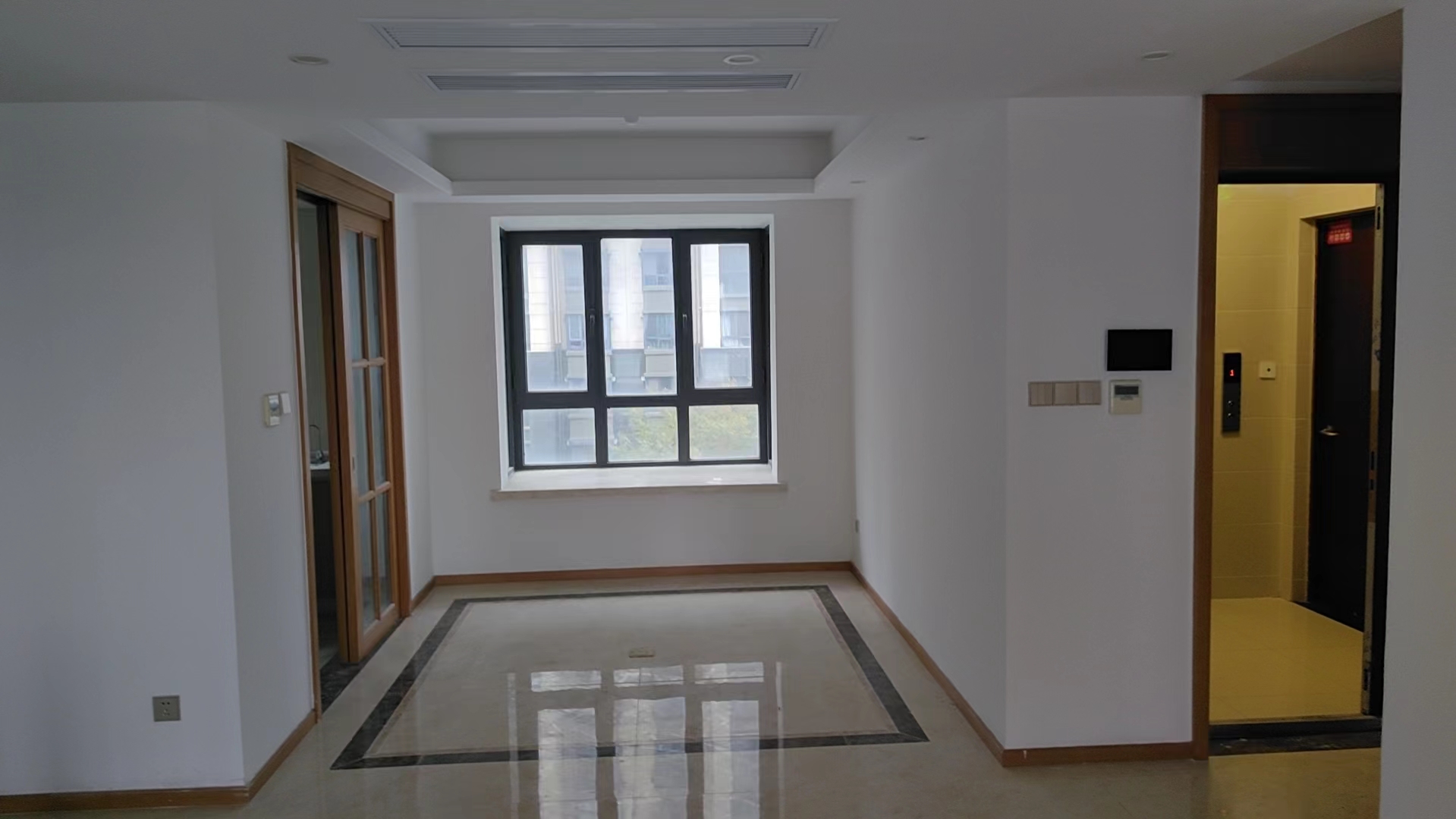 中南漫悦湾 4室2厅2卫 123m&sup2;