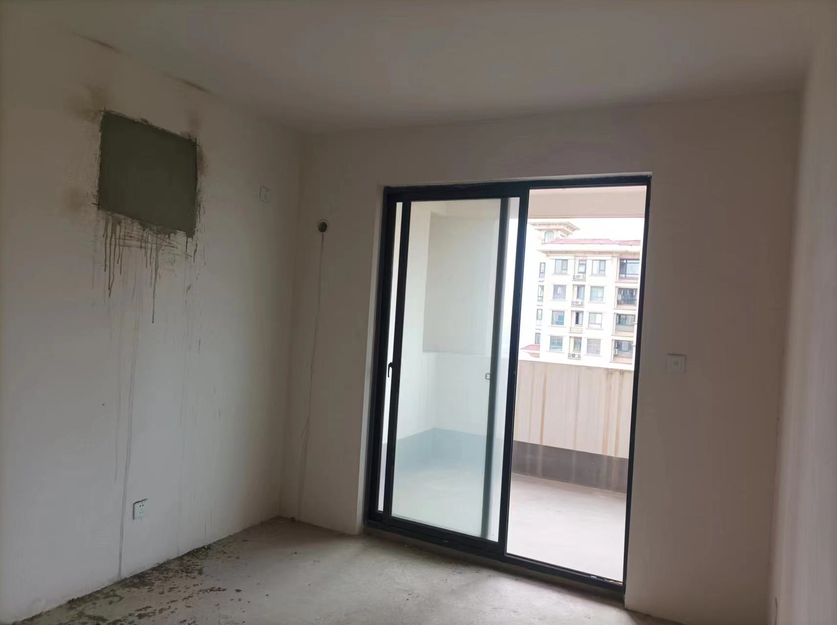 冠城大通棕榈湾 2室2厅1卫 89m&sup2;
