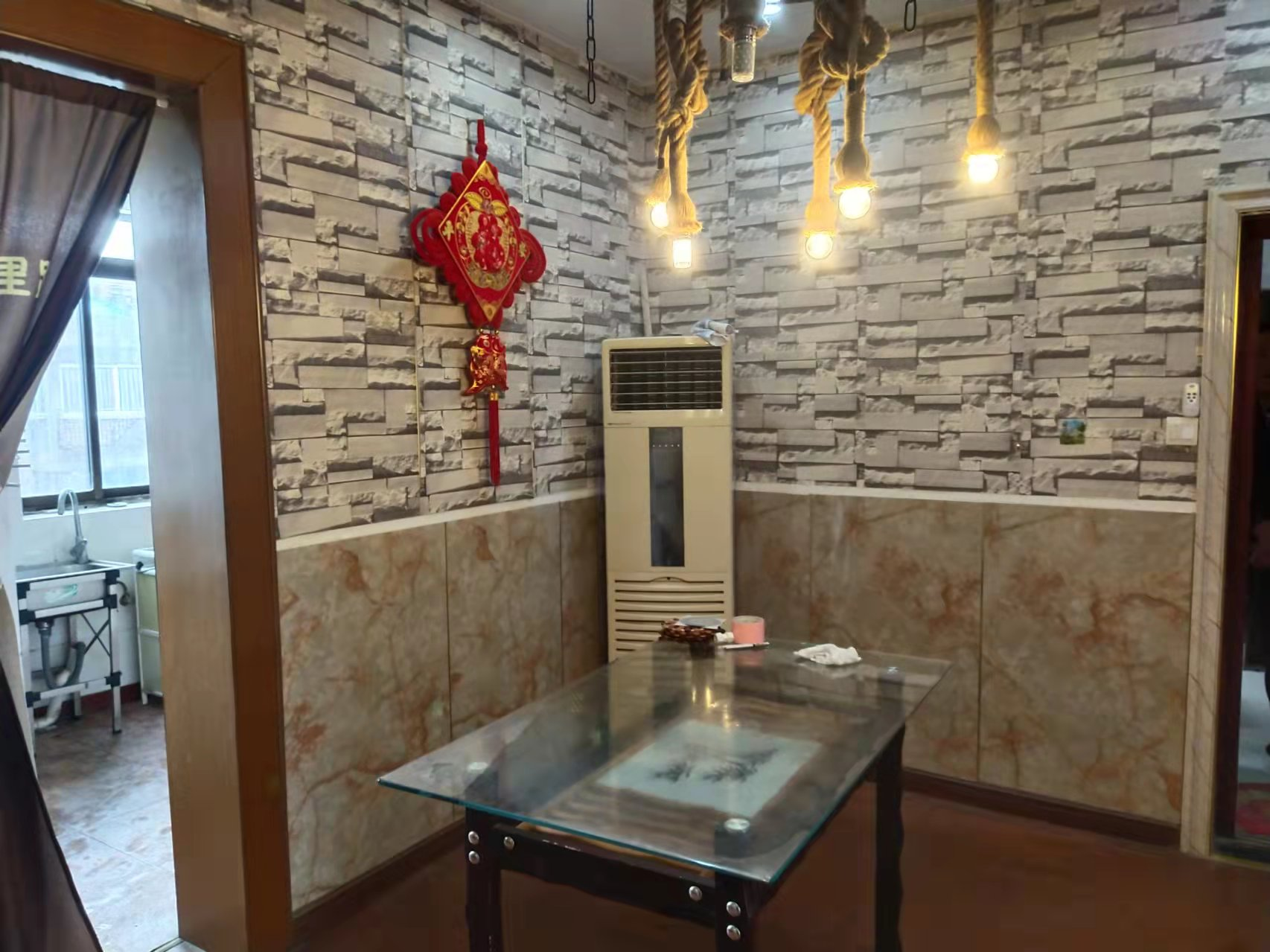 八角亭东一区 3室1厅1卫 81m&sup2;