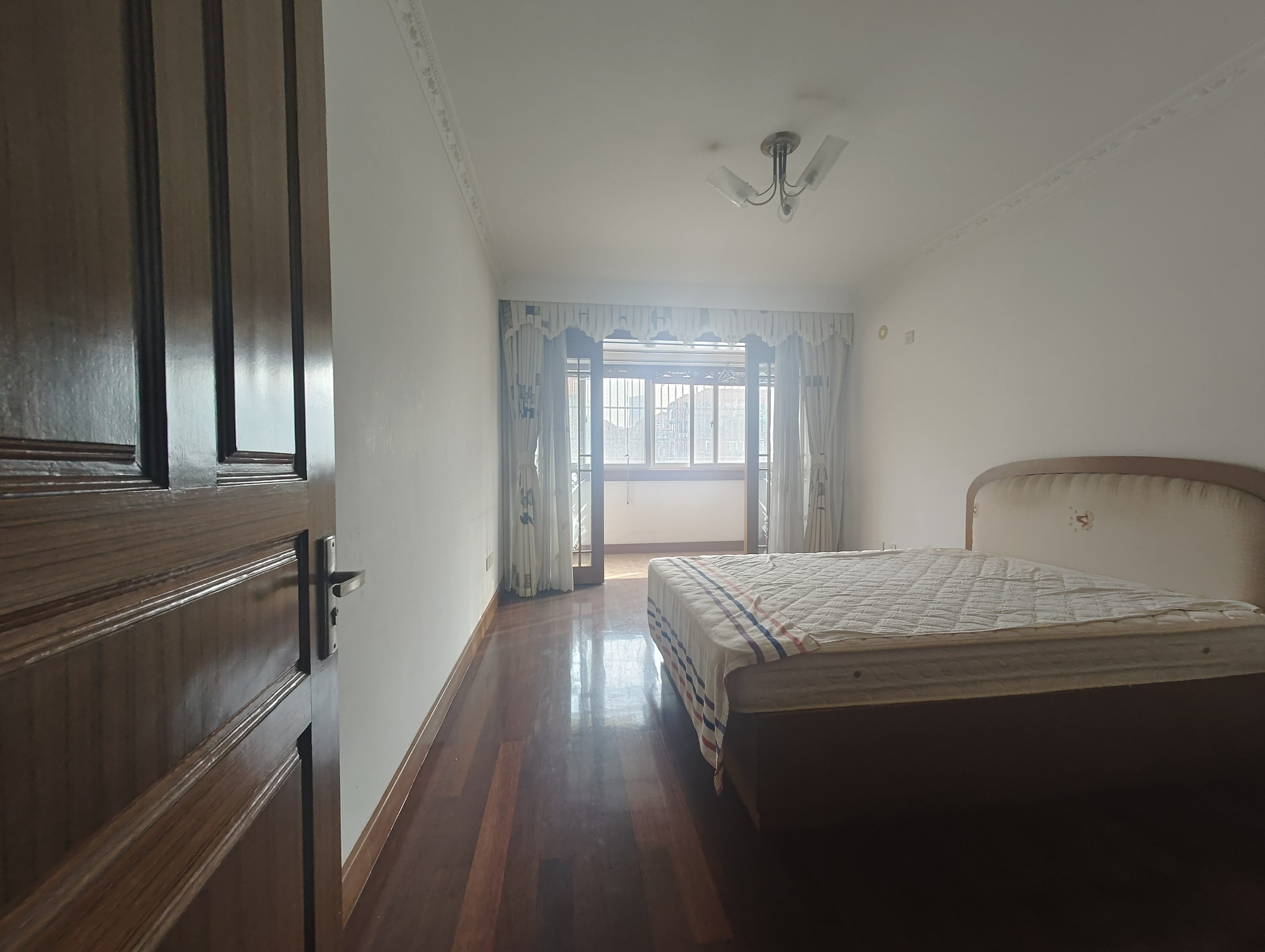 森大蒂花苑 3室2厅2卫 132m&sup2;
