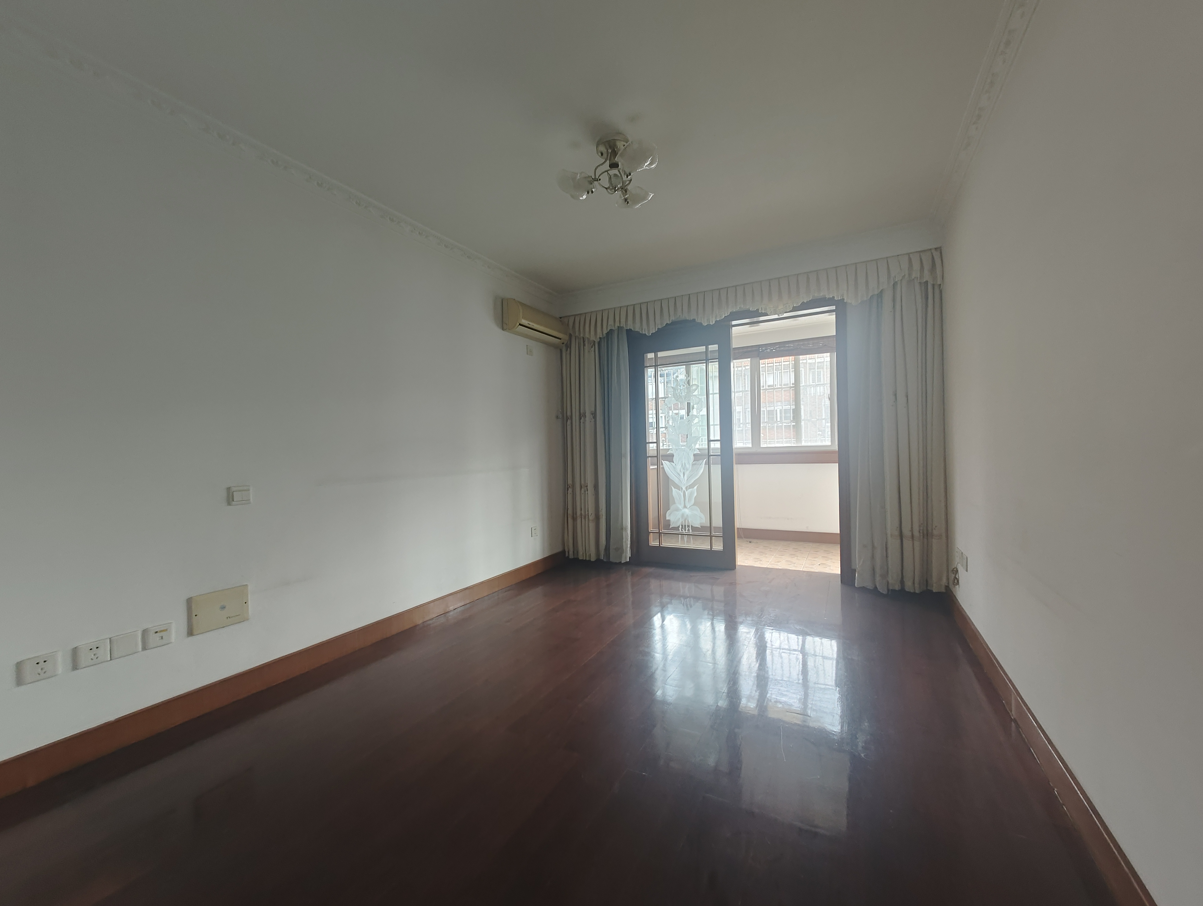 森大蒂花苑 3室2厅2卫 132m&sup2;