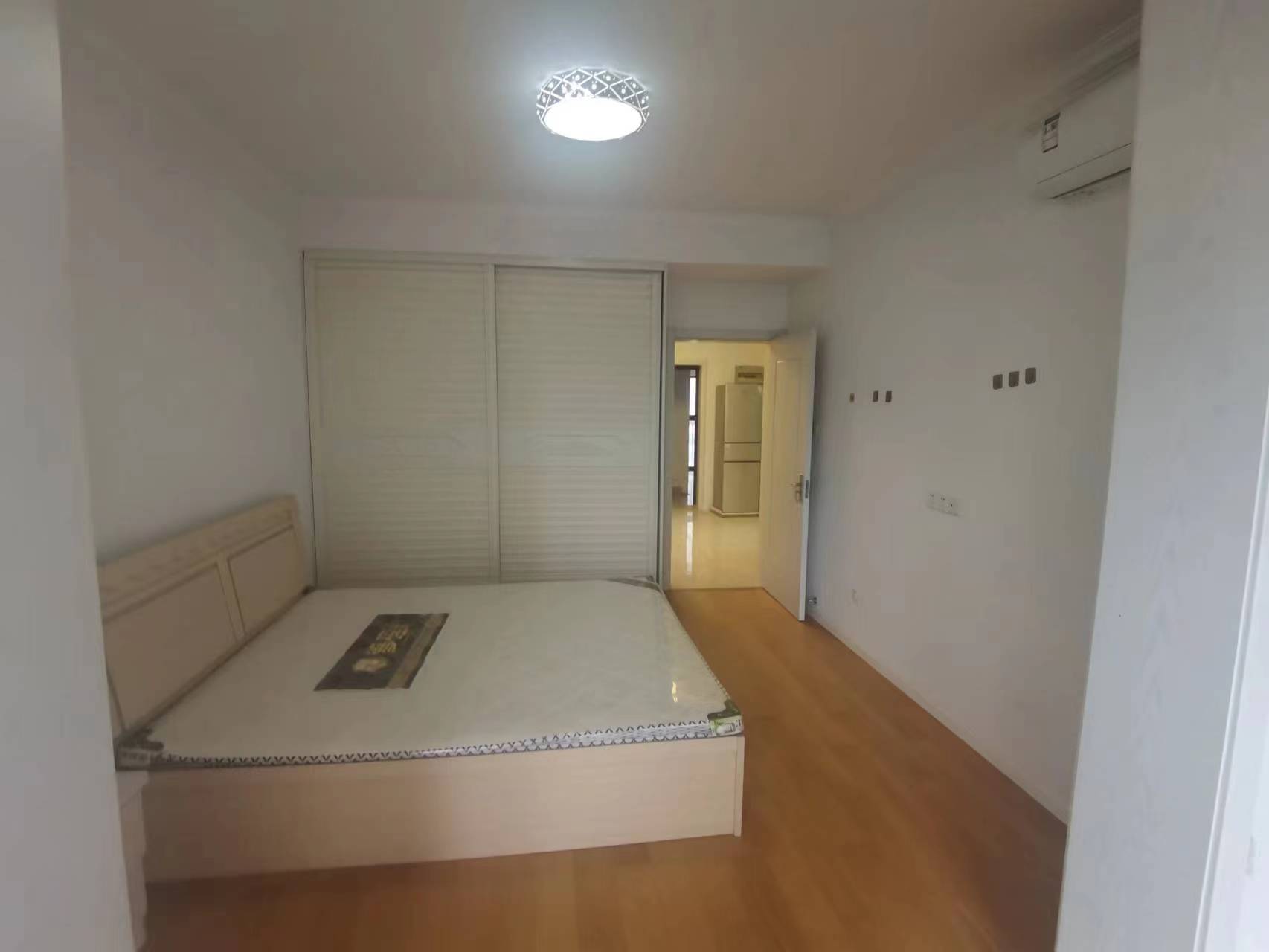 学士府 2室1厅1卫 76m&sup2;