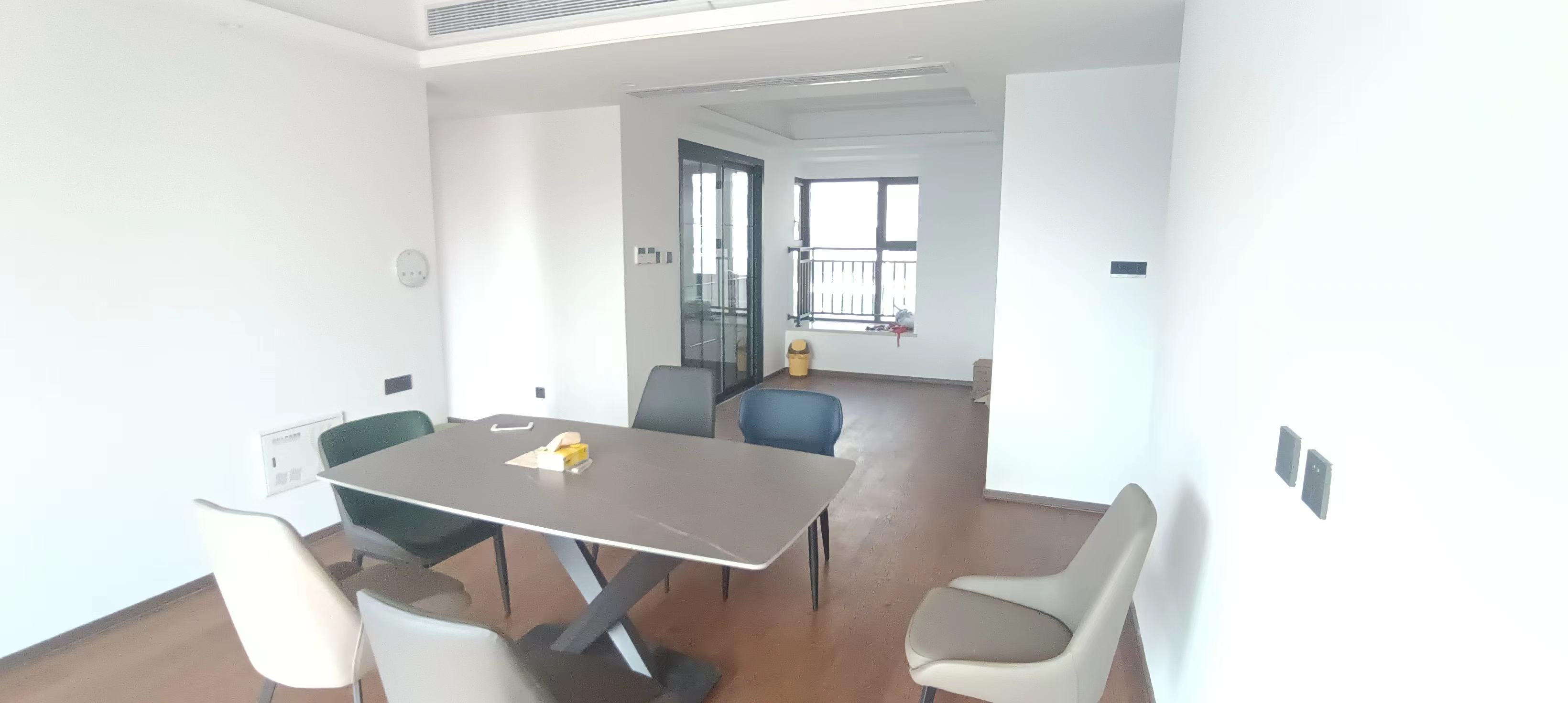 春风南岸西园 4室3厅3卫 138m²