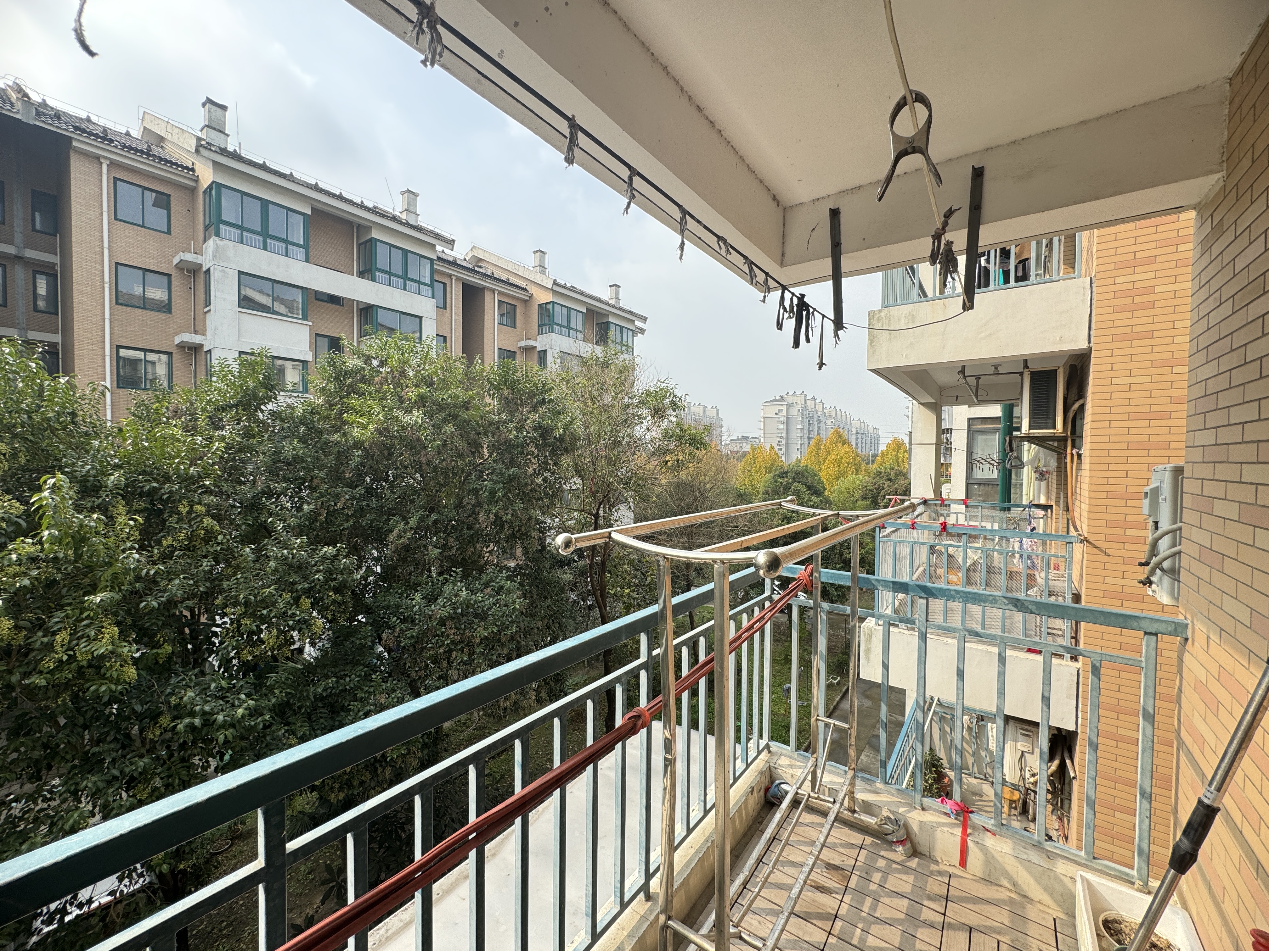 源兴花苑南区 2室1厅1卫 70m&sup2;