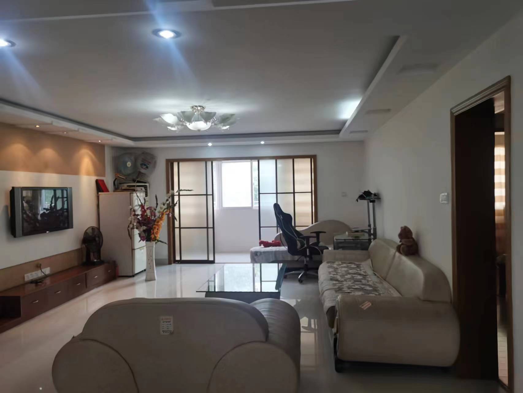 永兴花苑 4室2厅2卫 155.72m&sup2;