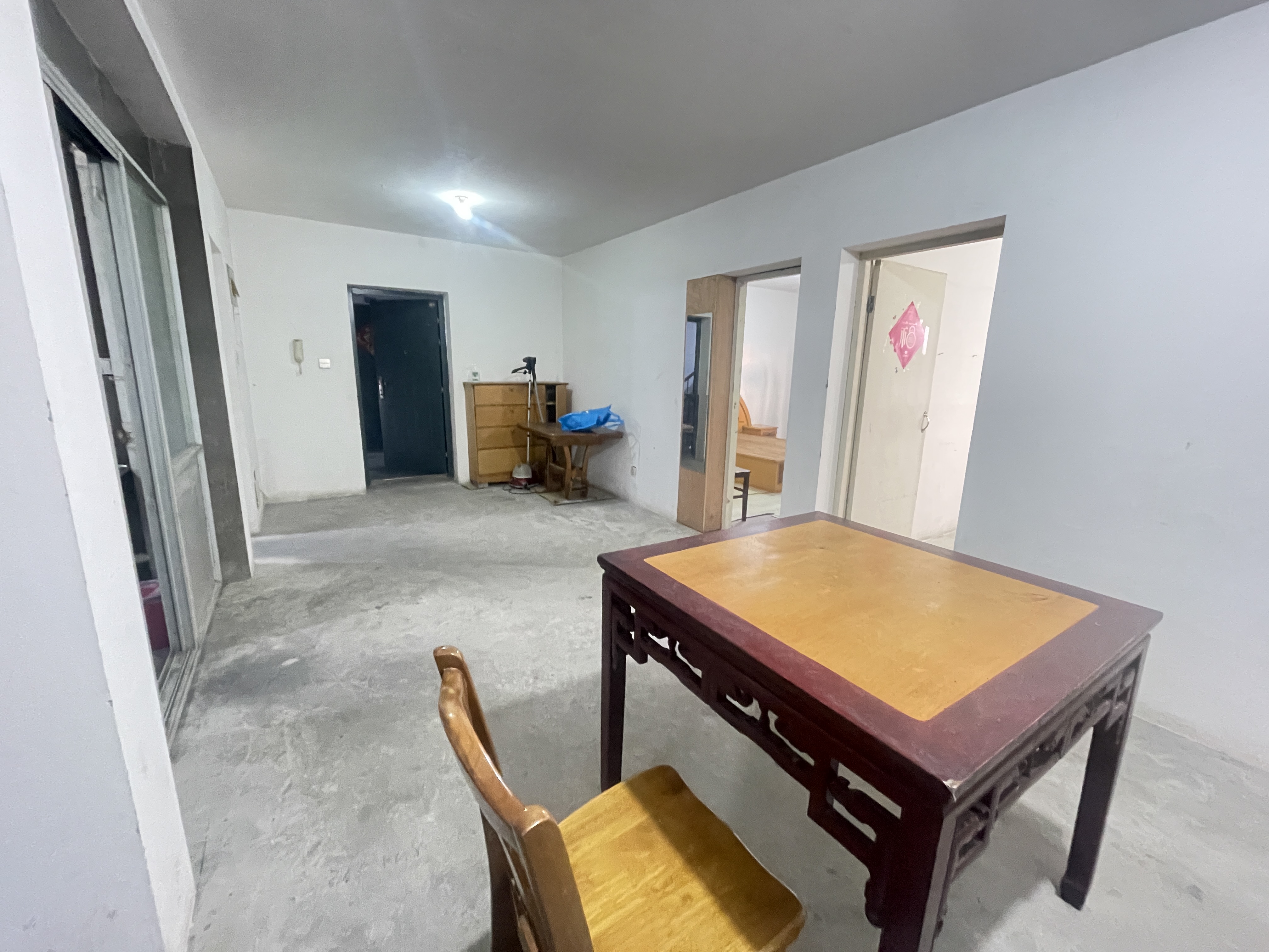 天山花苑西区 3室1厅1卫 100m&sup2;