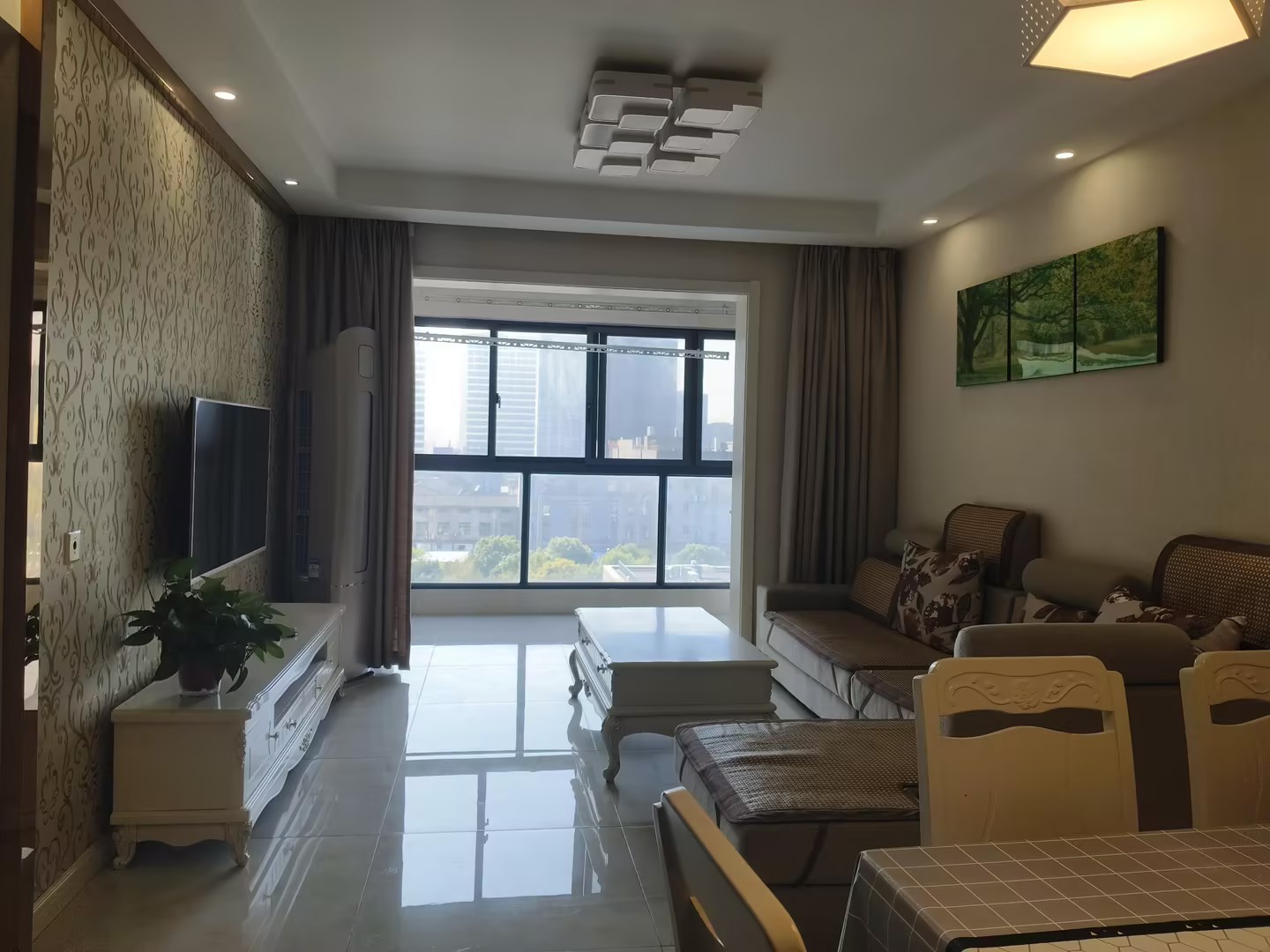 南山国际社区 2室2厅1卫 88m²