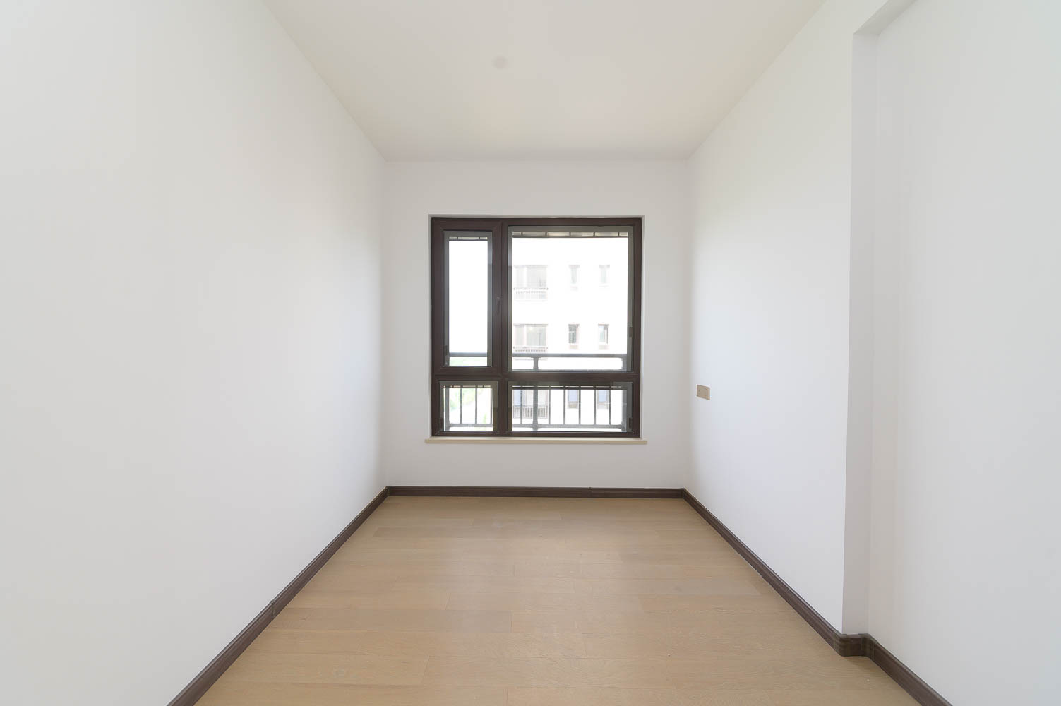 卓越万科新都会 3室2厅2卫 121.24m&sup2;