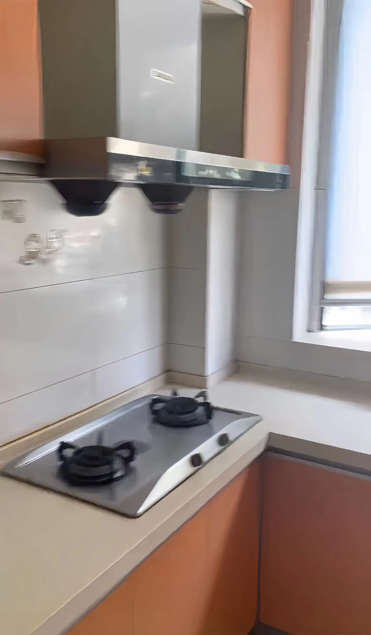 佳乐花苑 3室2厅1卫 139m&sup2;