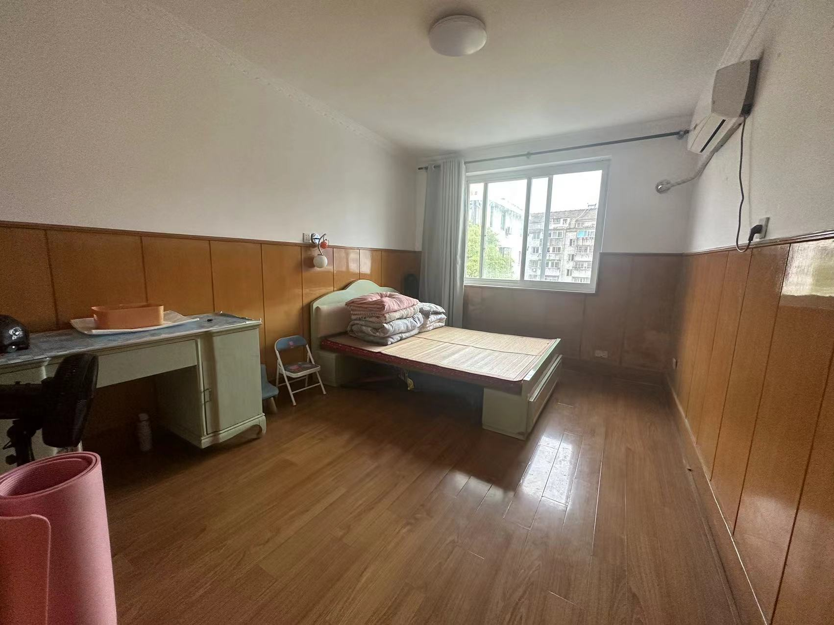 虹桥南村 2室1厅1卫 64m&sup2;