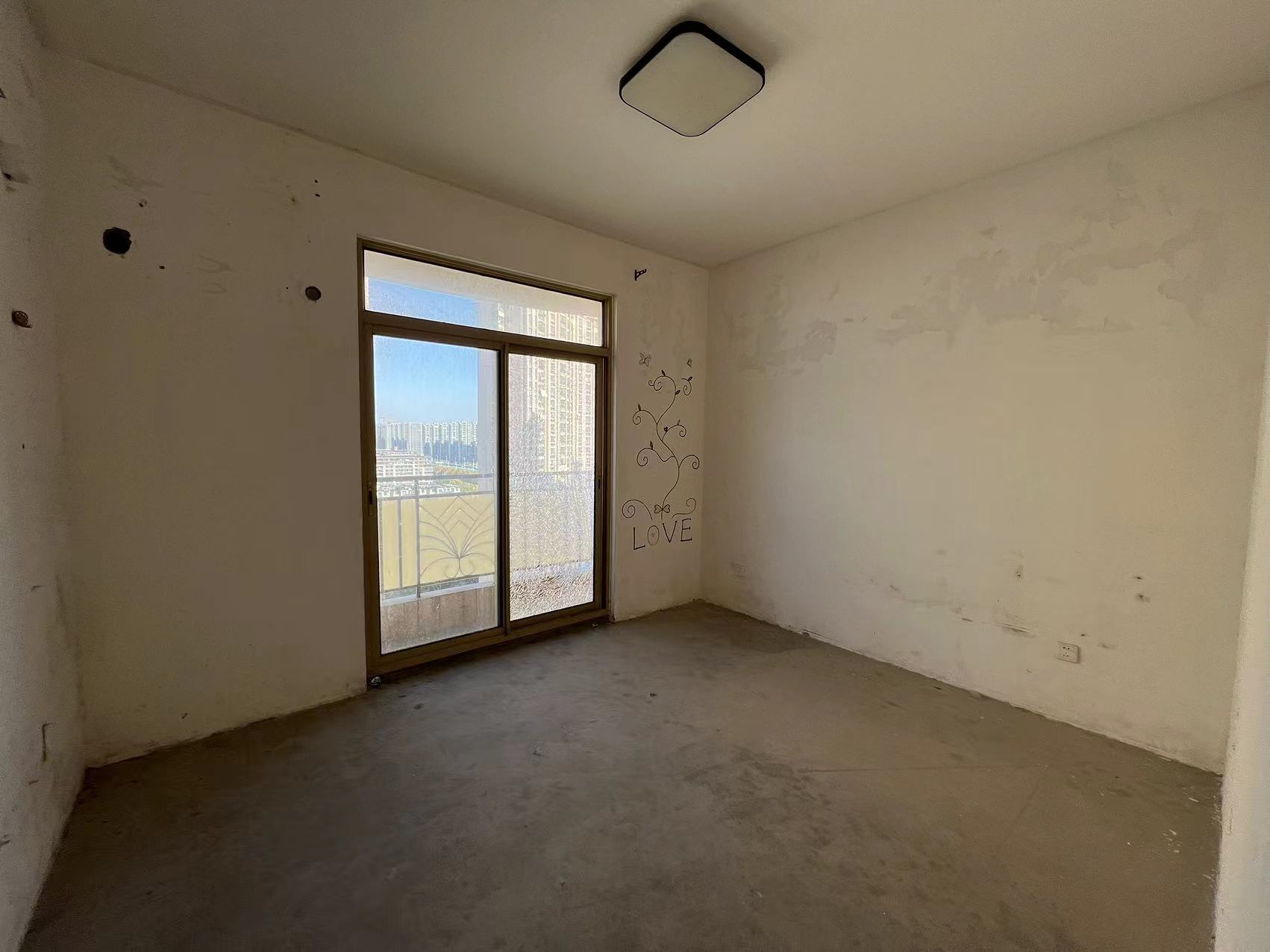 中南世纪花城一期 3室2厅2卫 155m&sup2;