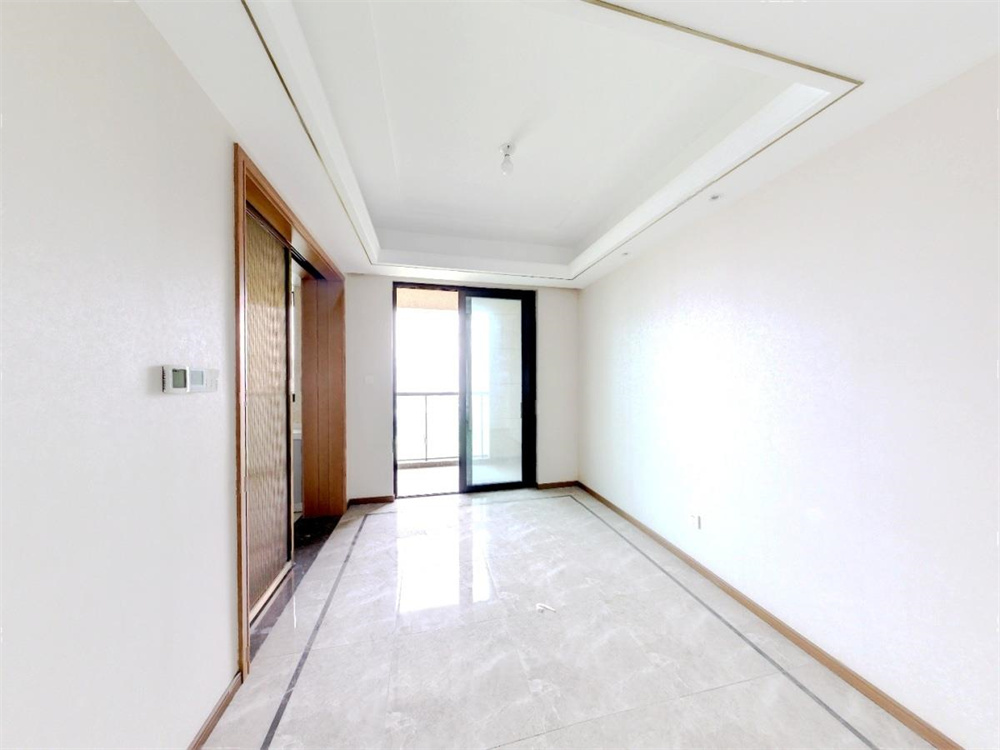 绿城沁园 3室2厅2卫 132.56m&sup2;