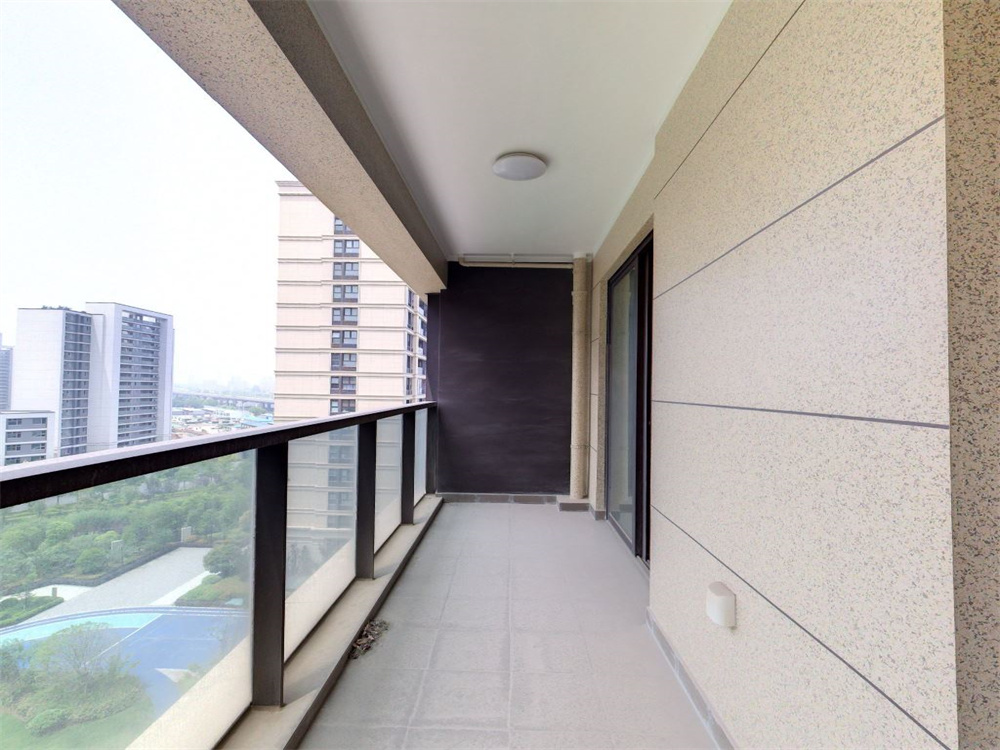 绿城沁园 3室2厅2卫 132.56m&sup2;