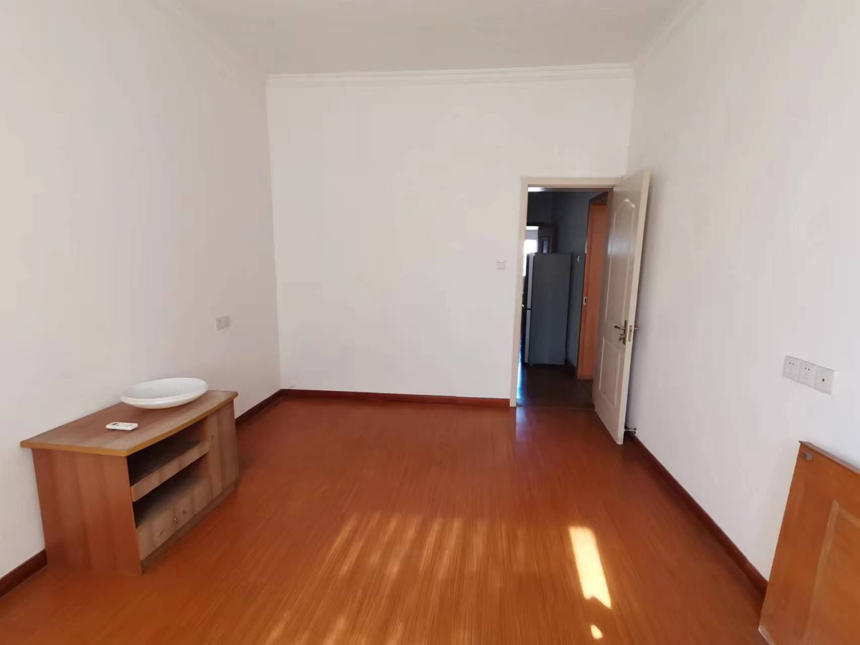 新建路新村（新建花苑） 3室1厅1卫 78.00m&sup2;