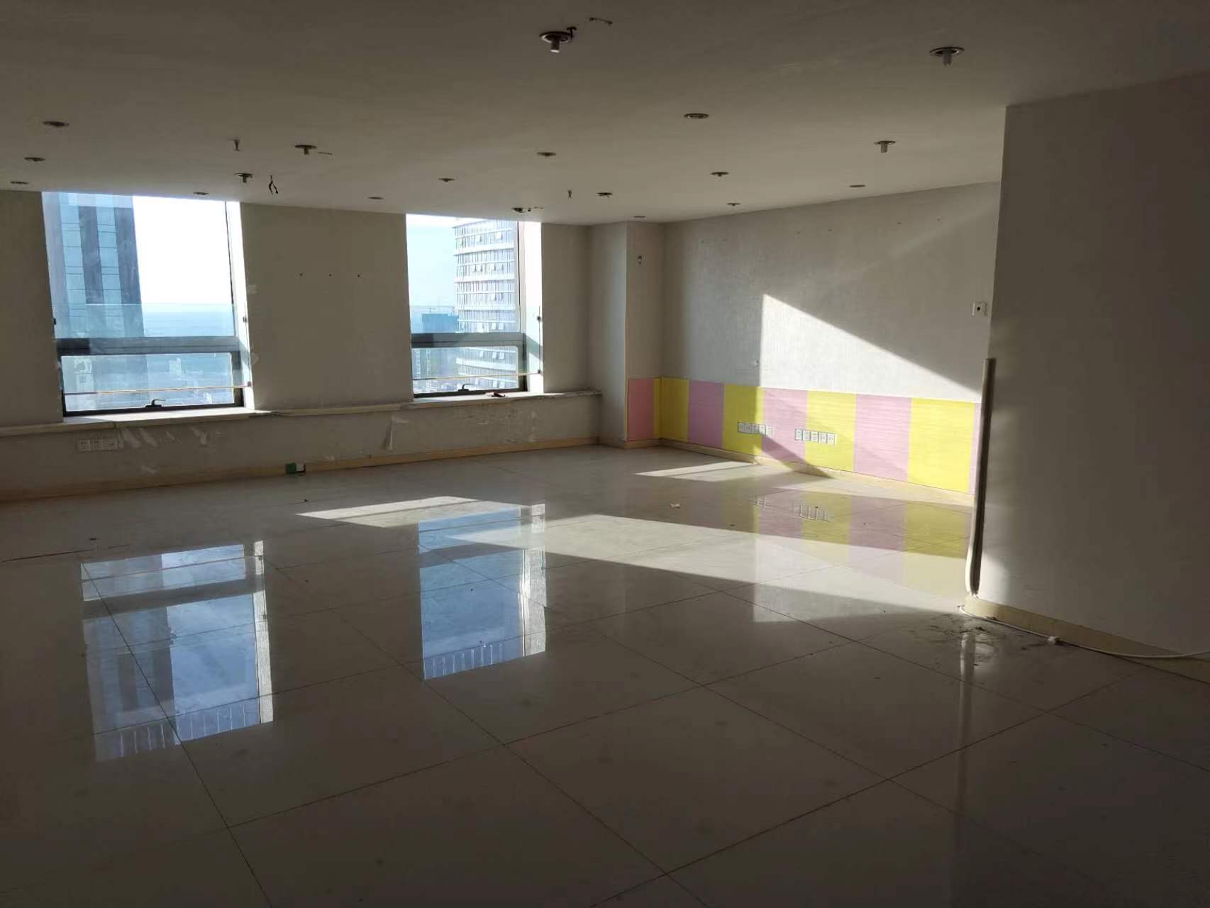中南世纪城北区 1室1厅1卫 109.00m²