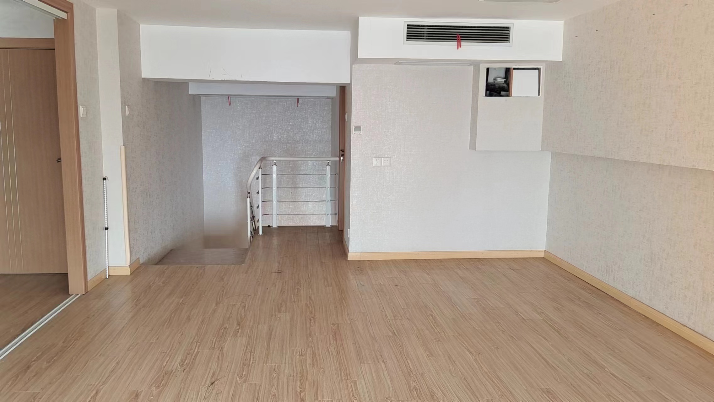 中南世纪城北区 1室1厅1卫 109.00m&sup2;