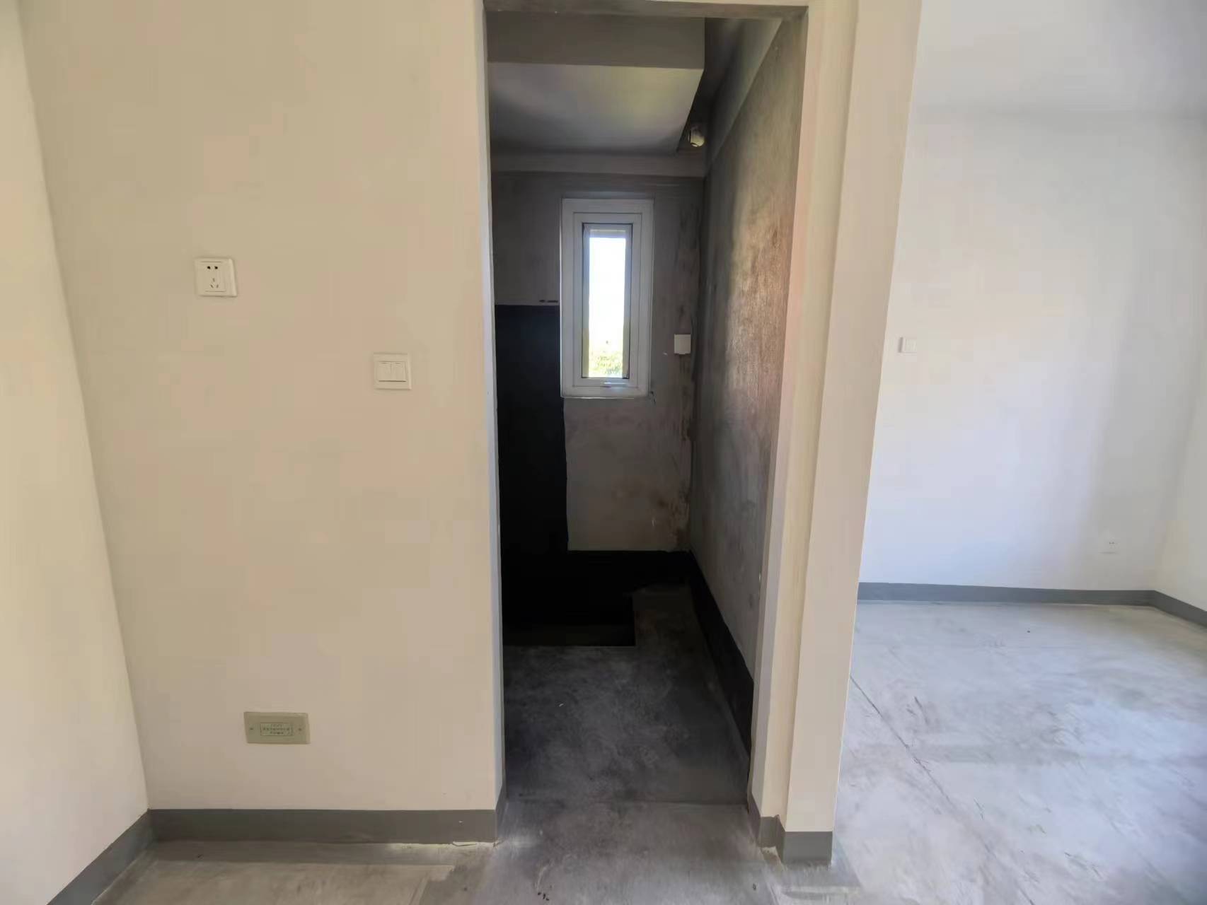 金地繁茂里 4室2厅2卫 118m&sup2;