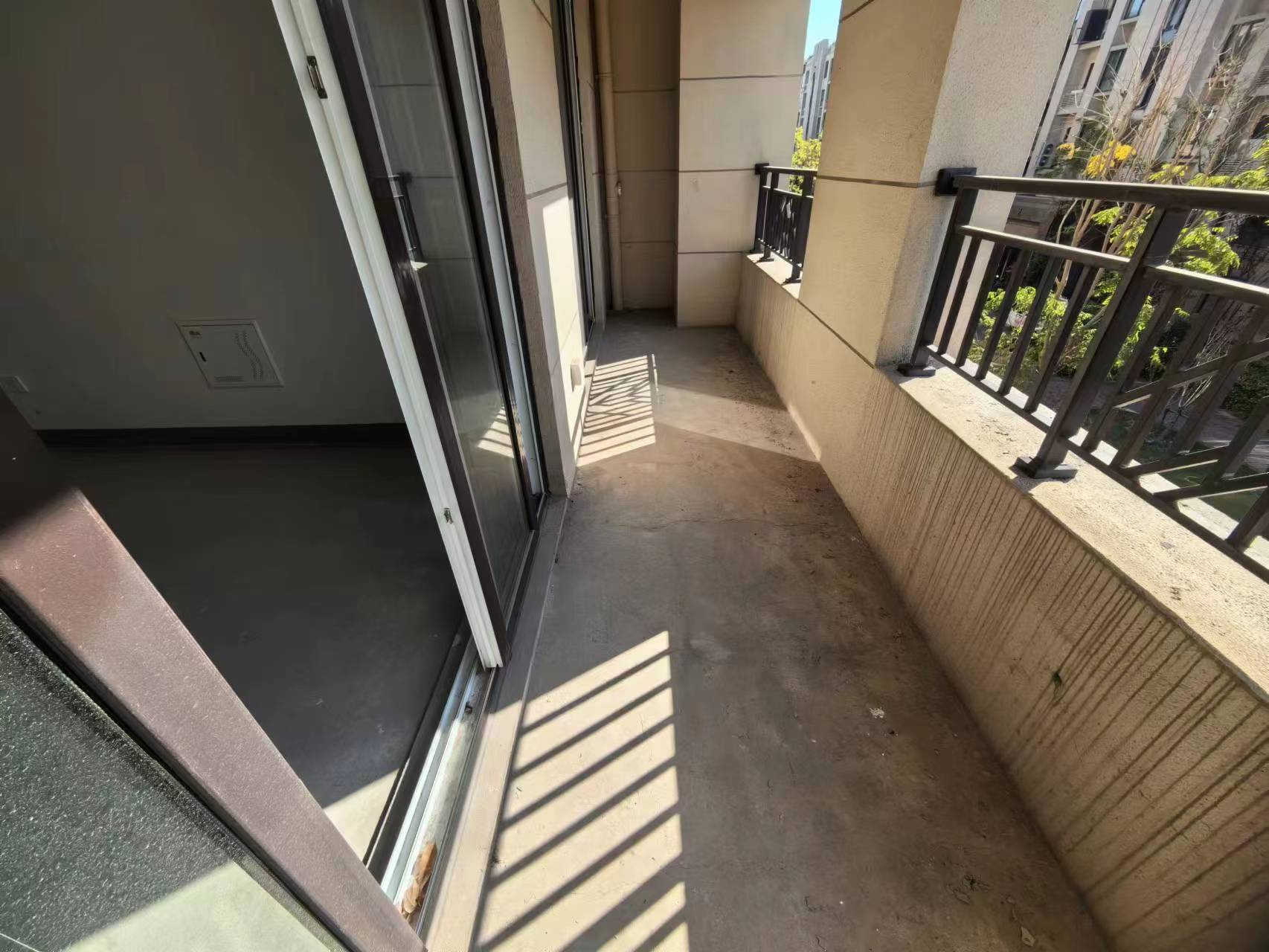 金地繁茂里 4室2厅2卫 118m&sup2;