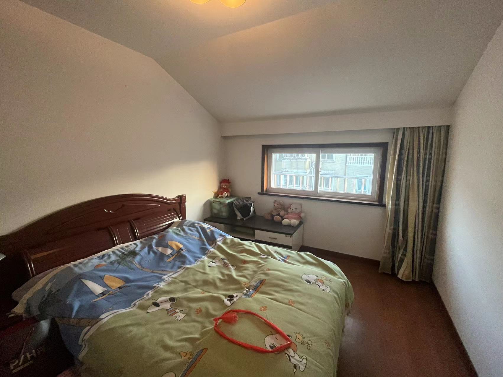 瑞丰花园南区 4室2厅2卫 119.31m&sup2;