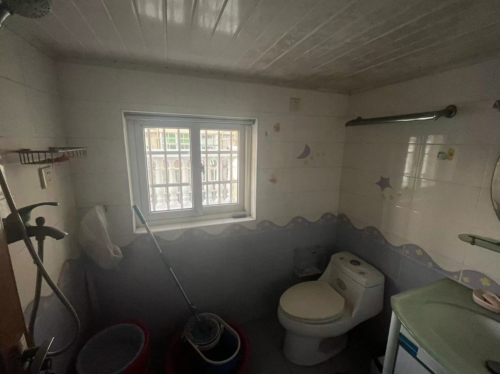 瑞丰花园南区 4室2厅2卫 119.31m&sup2;