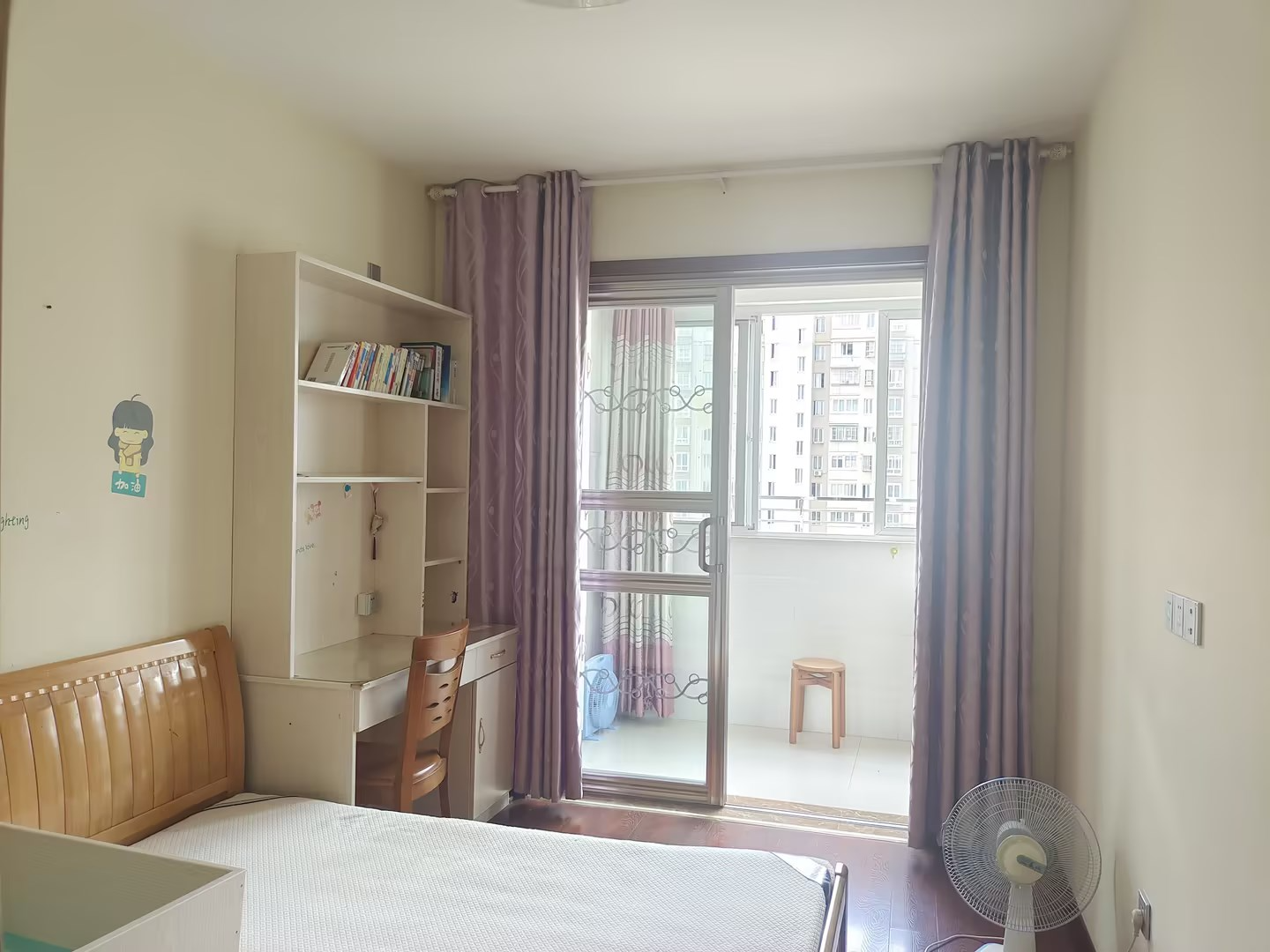 天熹苑 2室2厅1卫 75m&sup2;