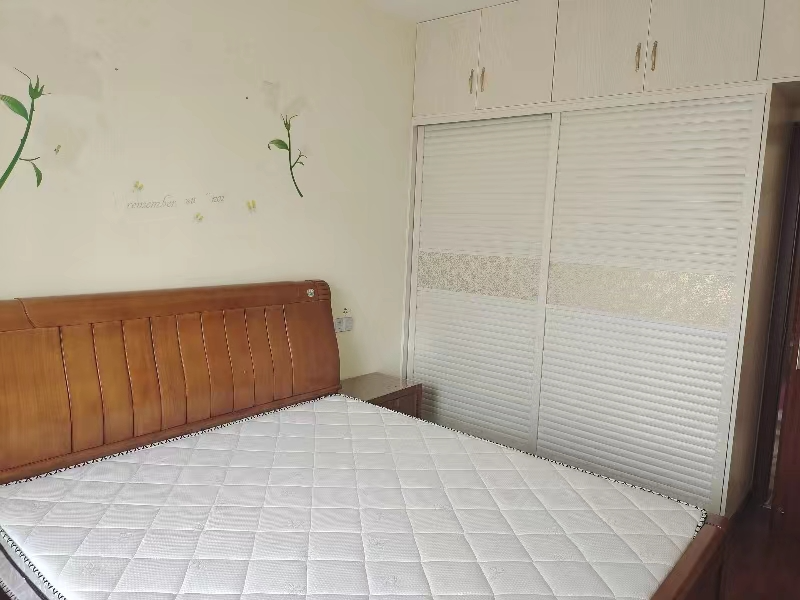 天熹苑 2室2厅1卫 75m&sup2;