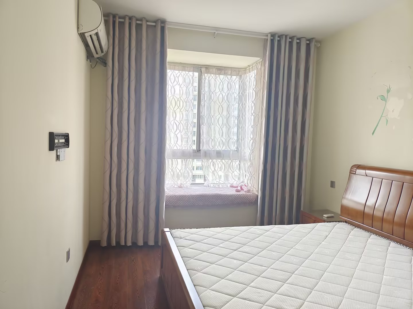 天熹苑 2室2厅1卫 75m&sup2;