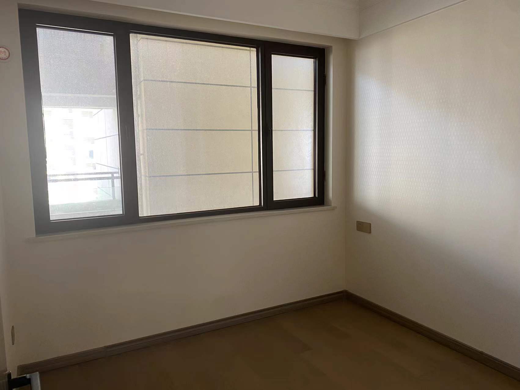 中创大都会 3室2厅1卫 90m²