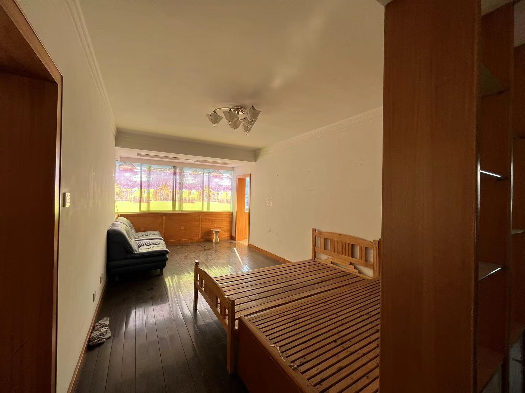 三喜花苑 3室1厅卫 140m&sup2;