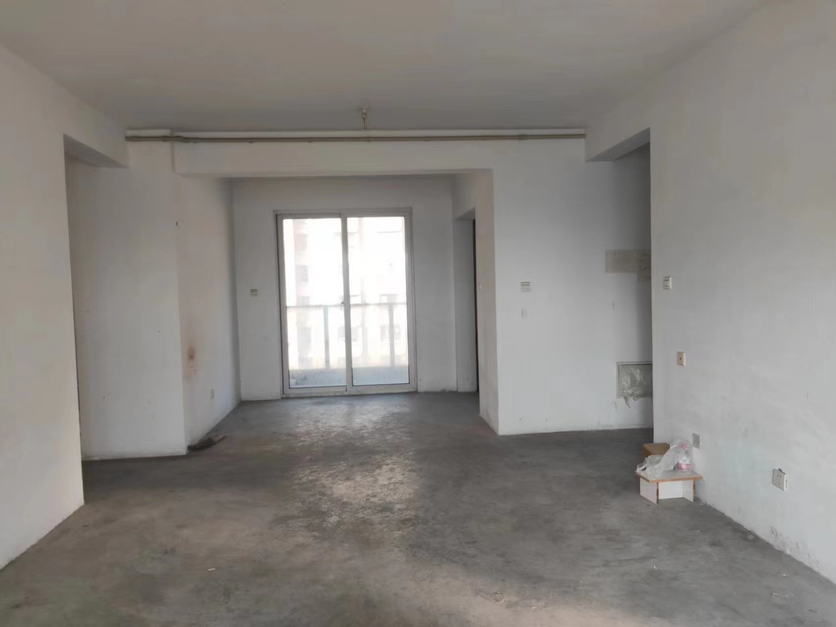 弘阳上城 3室2厅2卫 136m&sup2;