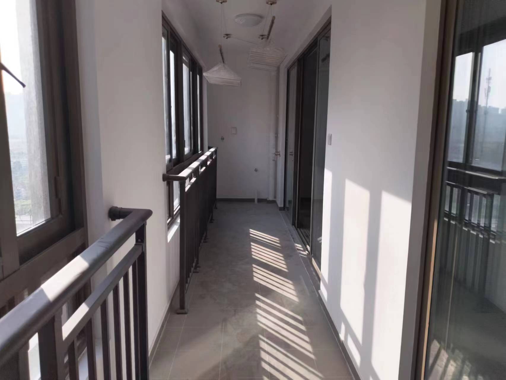 雅居乐鑫基中央公馆西区 3室2厅2卫 134m&sup2;