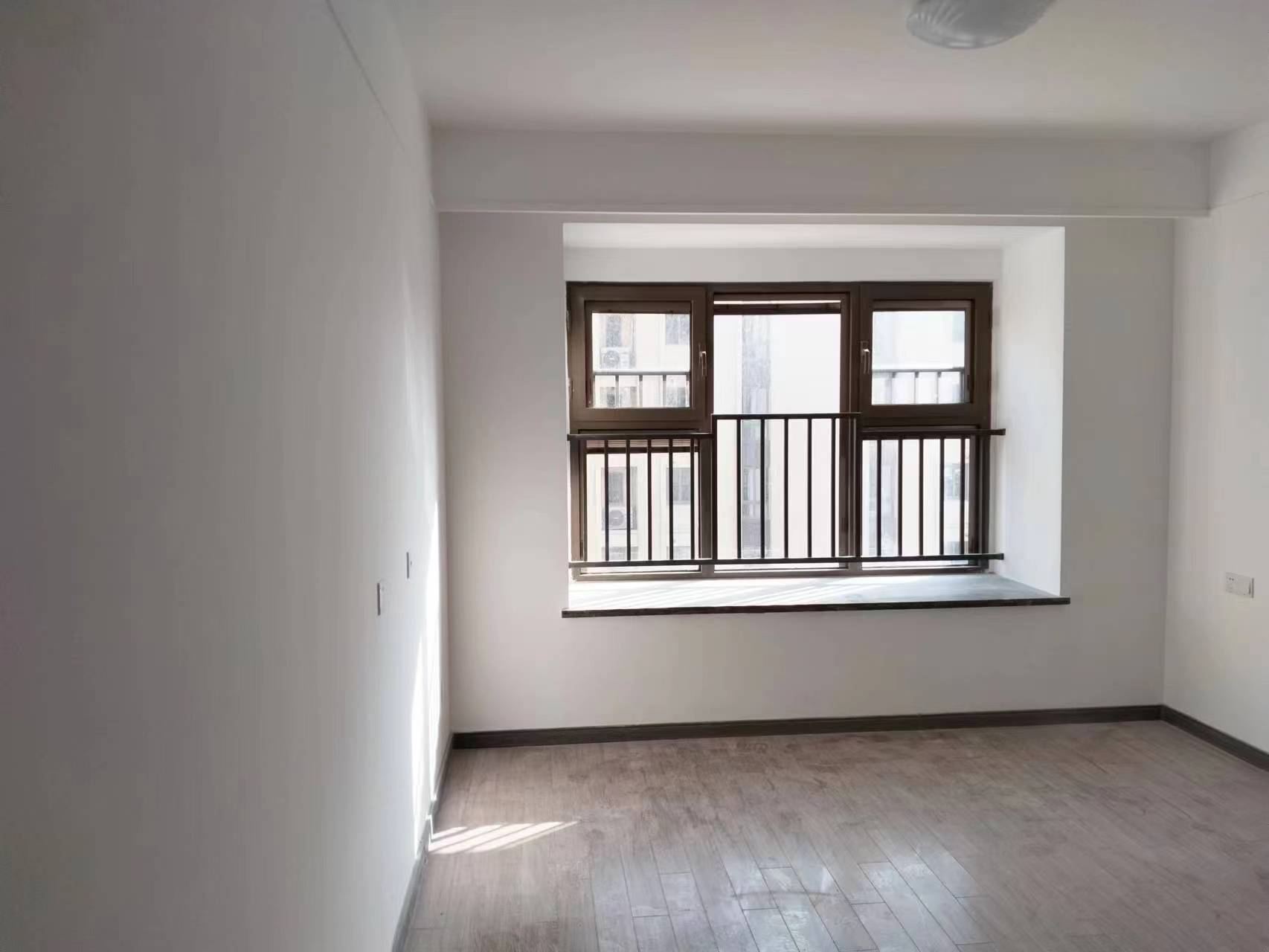 雅居乐鑫基中央公馆西区 3室2厅2卫 134m&sup2;