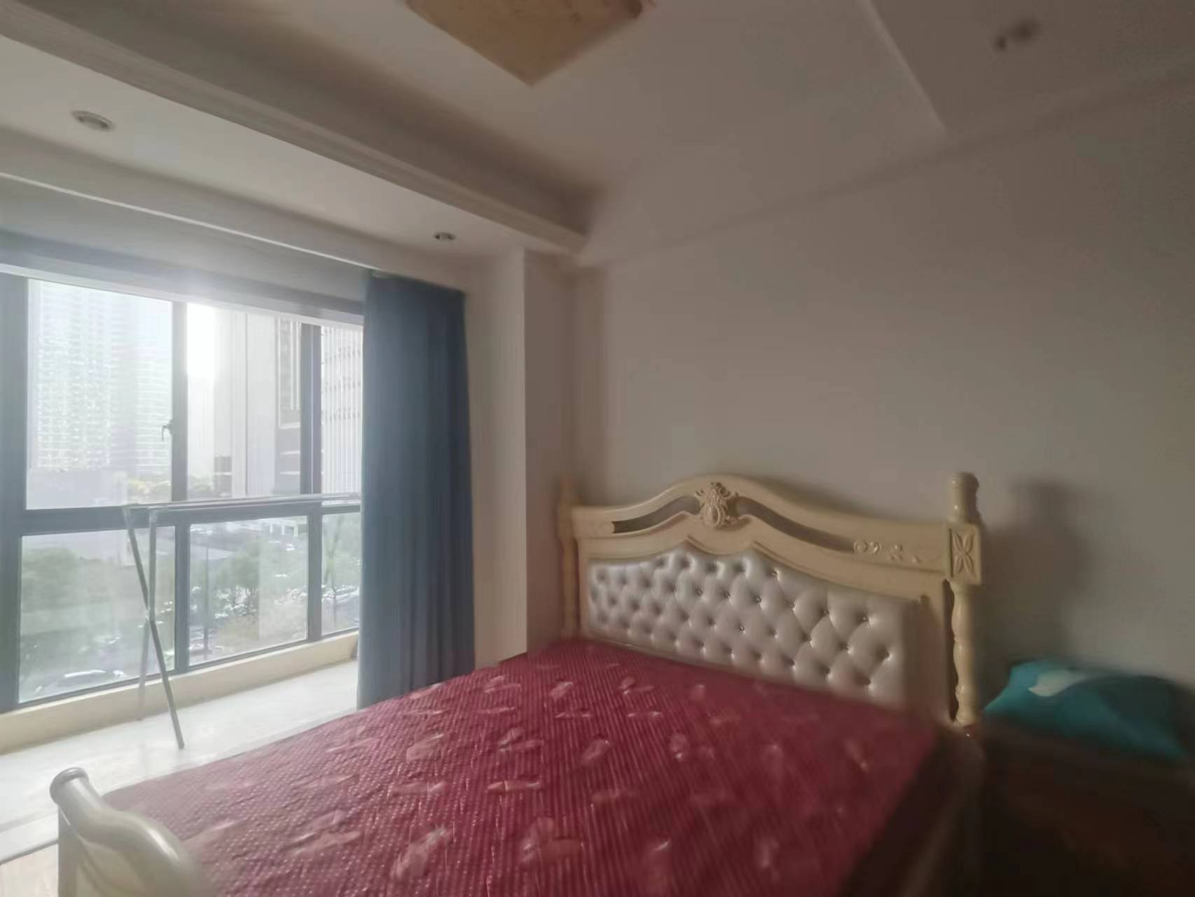 碧桂园云峯中心 1室1厅1卫 130m&sup2;