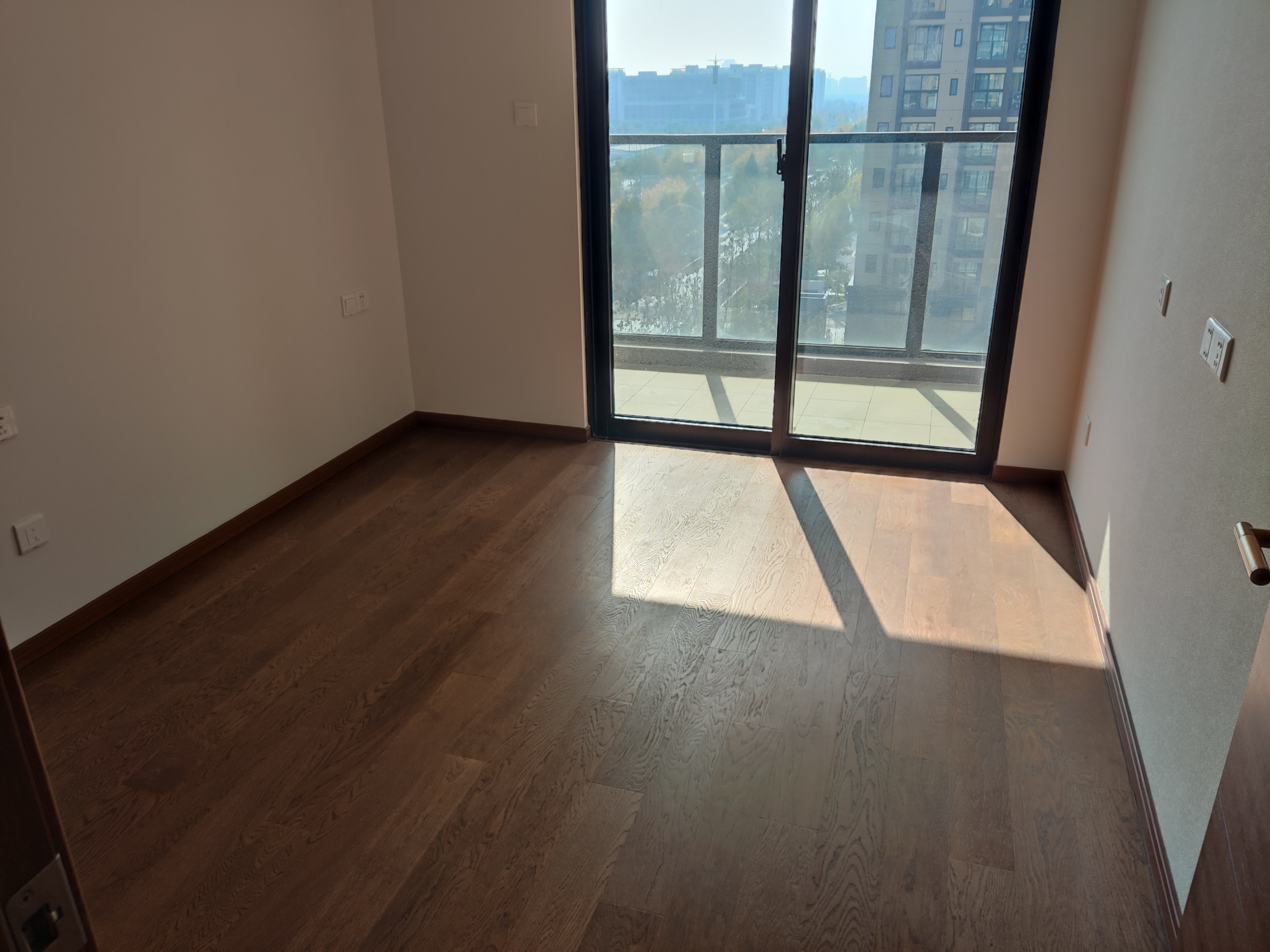 南通和风雅颂 4室2厅2卫 141m&sup2;