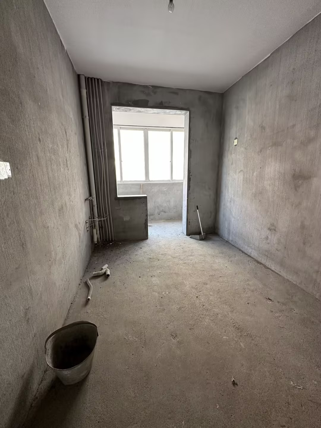 东大俪鑫 3室2厅2卫 158m&sup2;