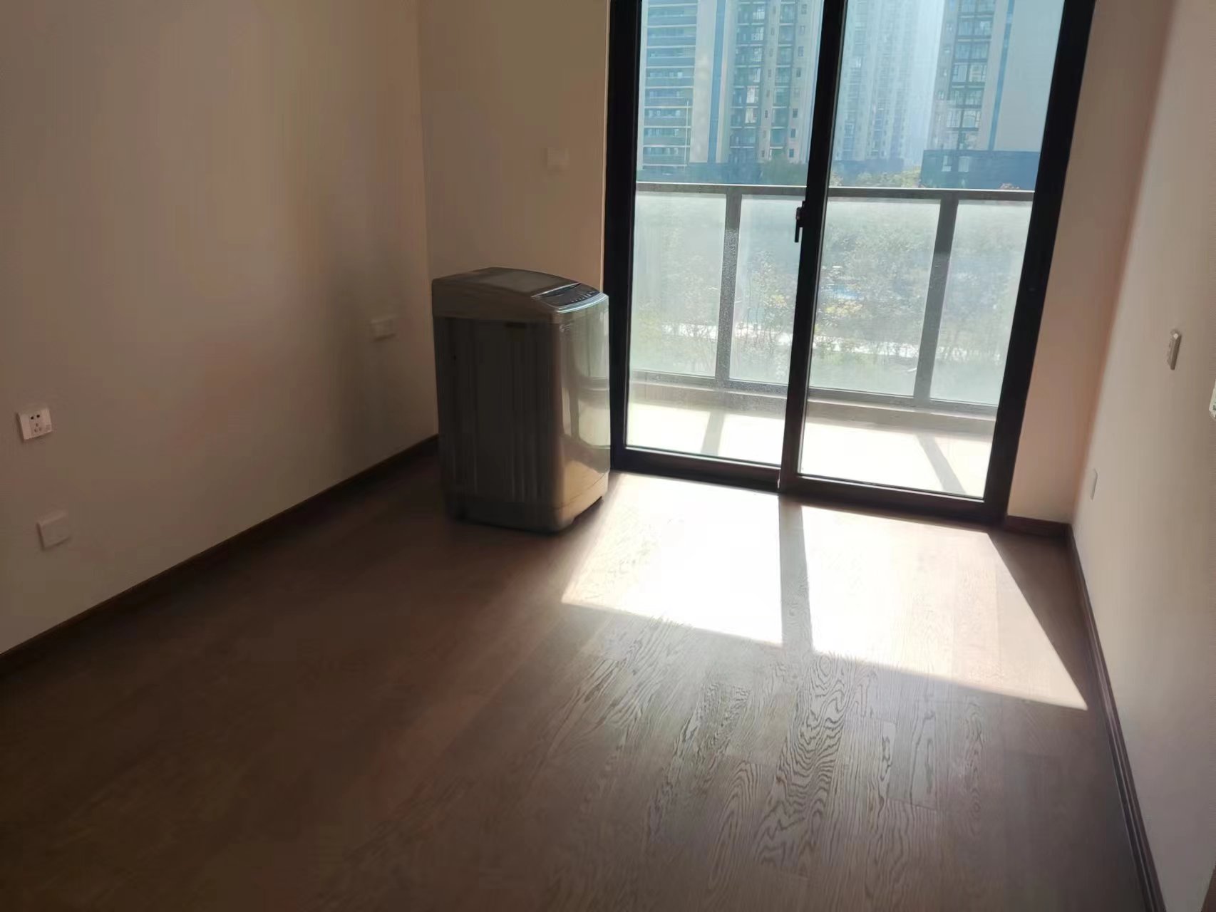 南通和风雅颂 4室2厅2卫 140m&sup2;