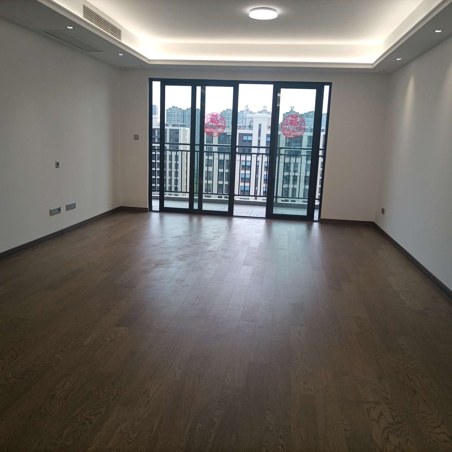 中海上东区 4室2厅3卫 171.00m²