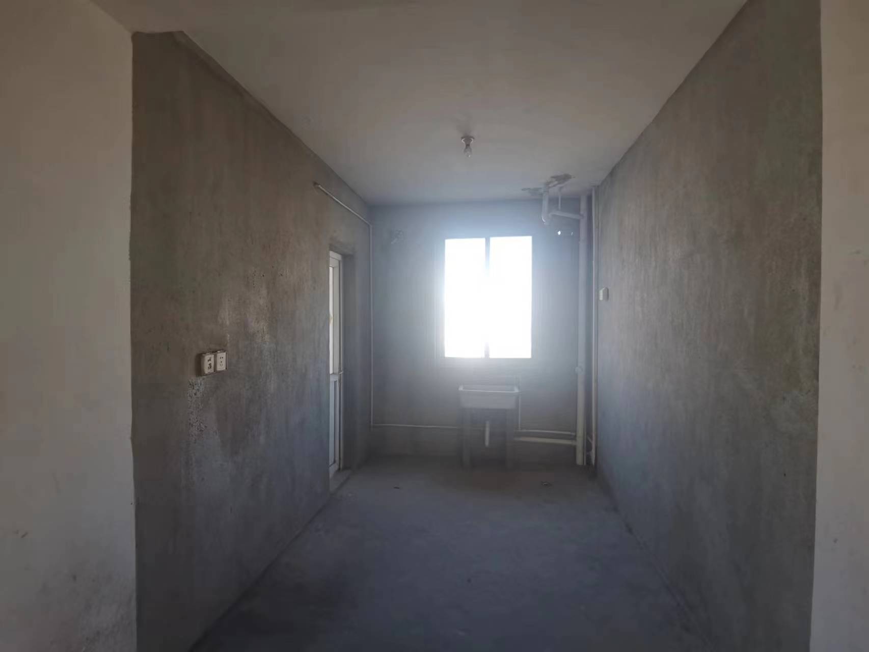 百家花苑 3室2厅1卫 115m&sup2;