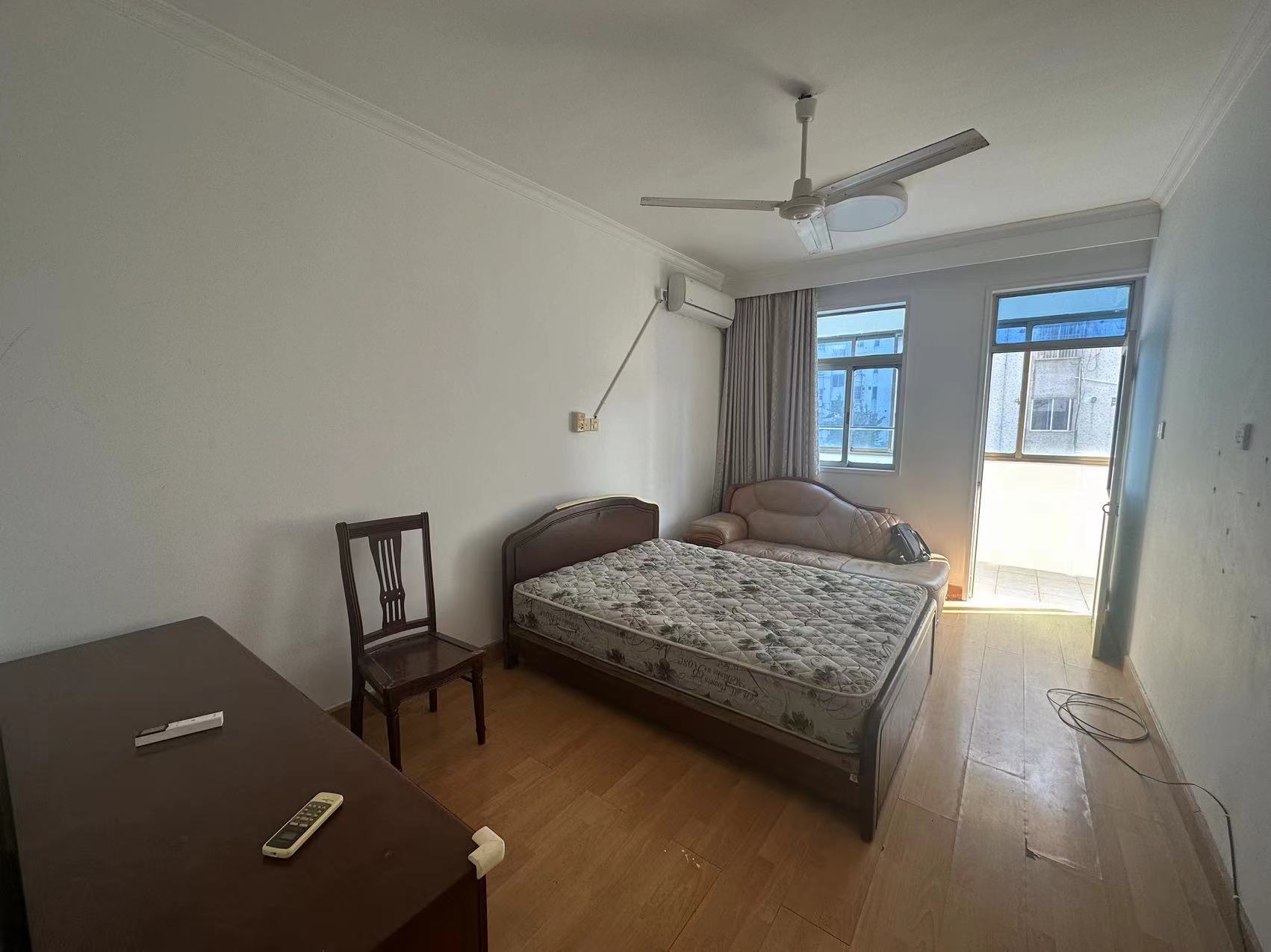 虹桥南村 2室1厅1卫 85m&sup2;