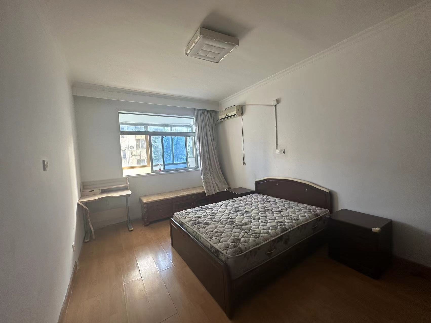 虹桥南村 2室1厅1卫 85m&sup2;