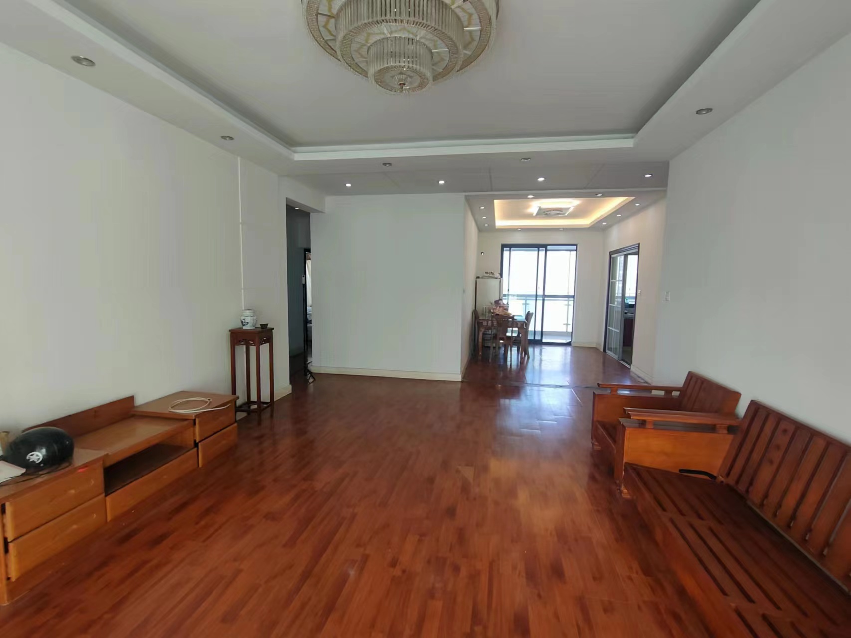 中南世纪城北区 3室2厅2卫 159m&sup2;